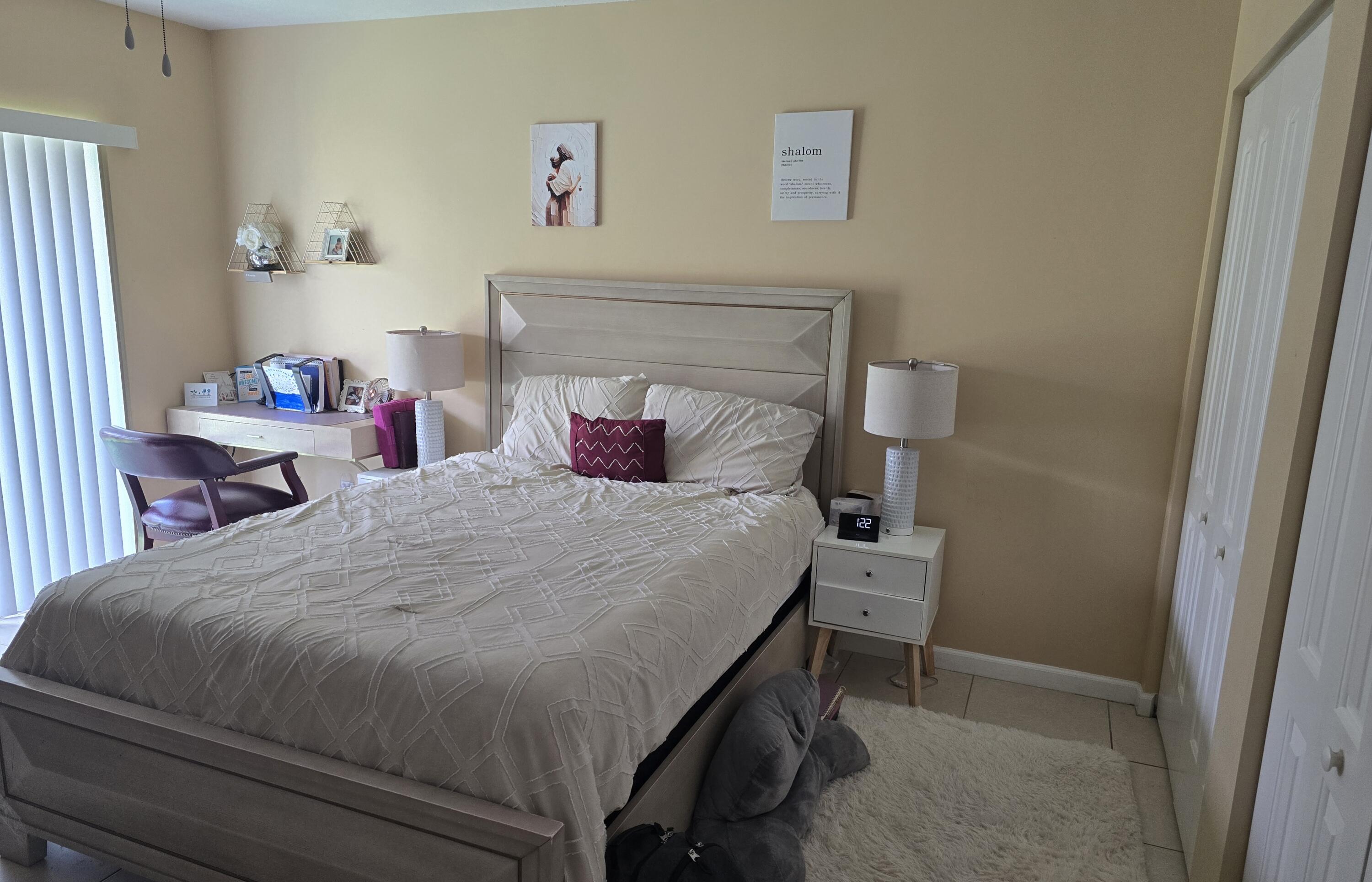SOUTH SHORE 4 OF WELLINGTON - Residential Lease