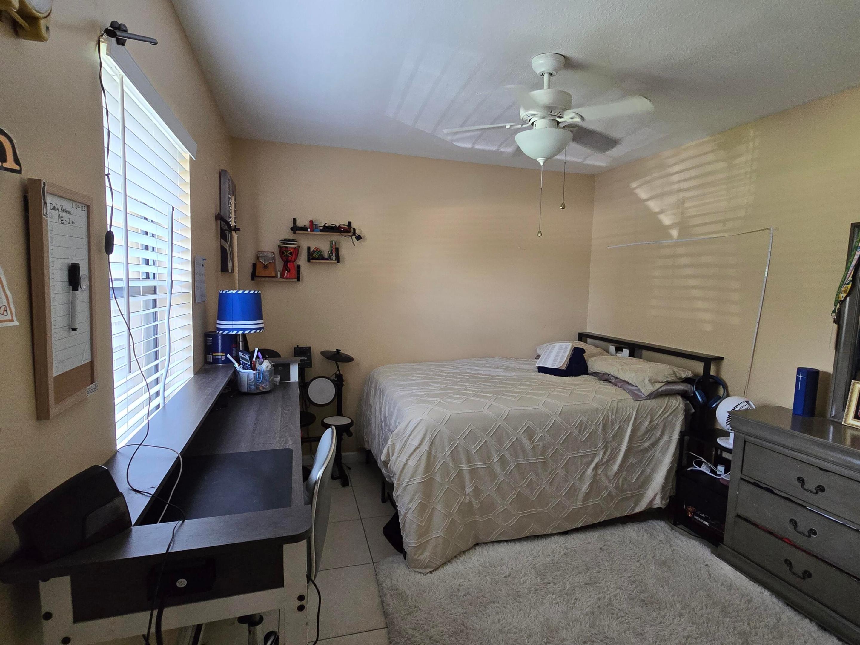SOUTH SHORE 4 OF WELLINGTON - Residential Lease