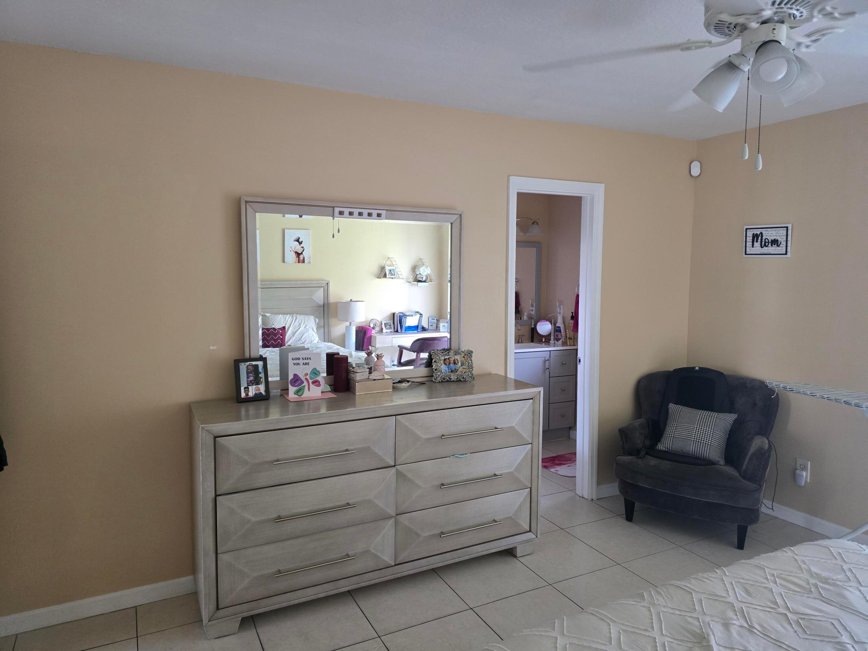 SOUTH SHORE 4 OF WELLINGTON - Residential Lease