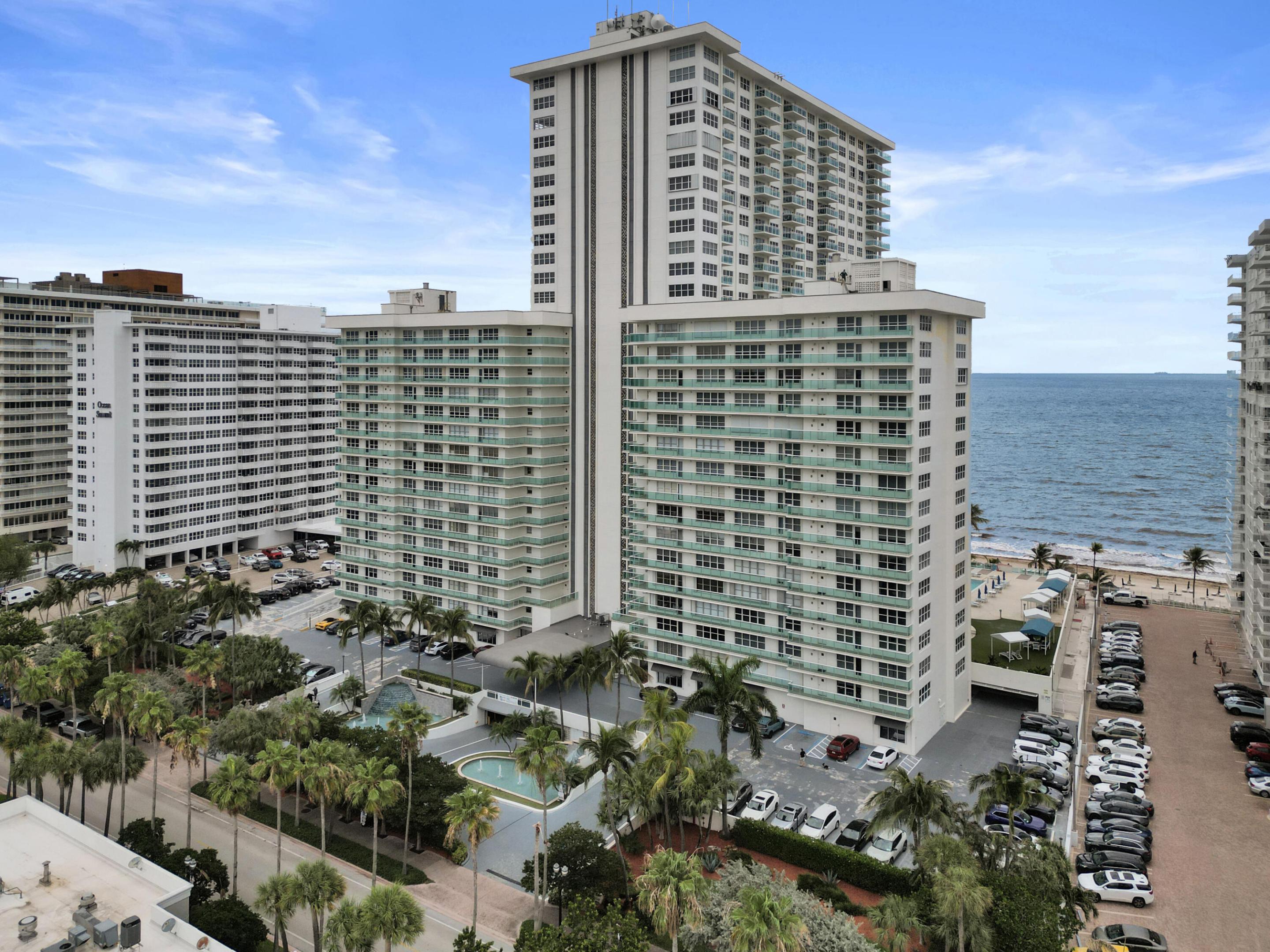 PLAYA DEL MAR CONDO - Residential