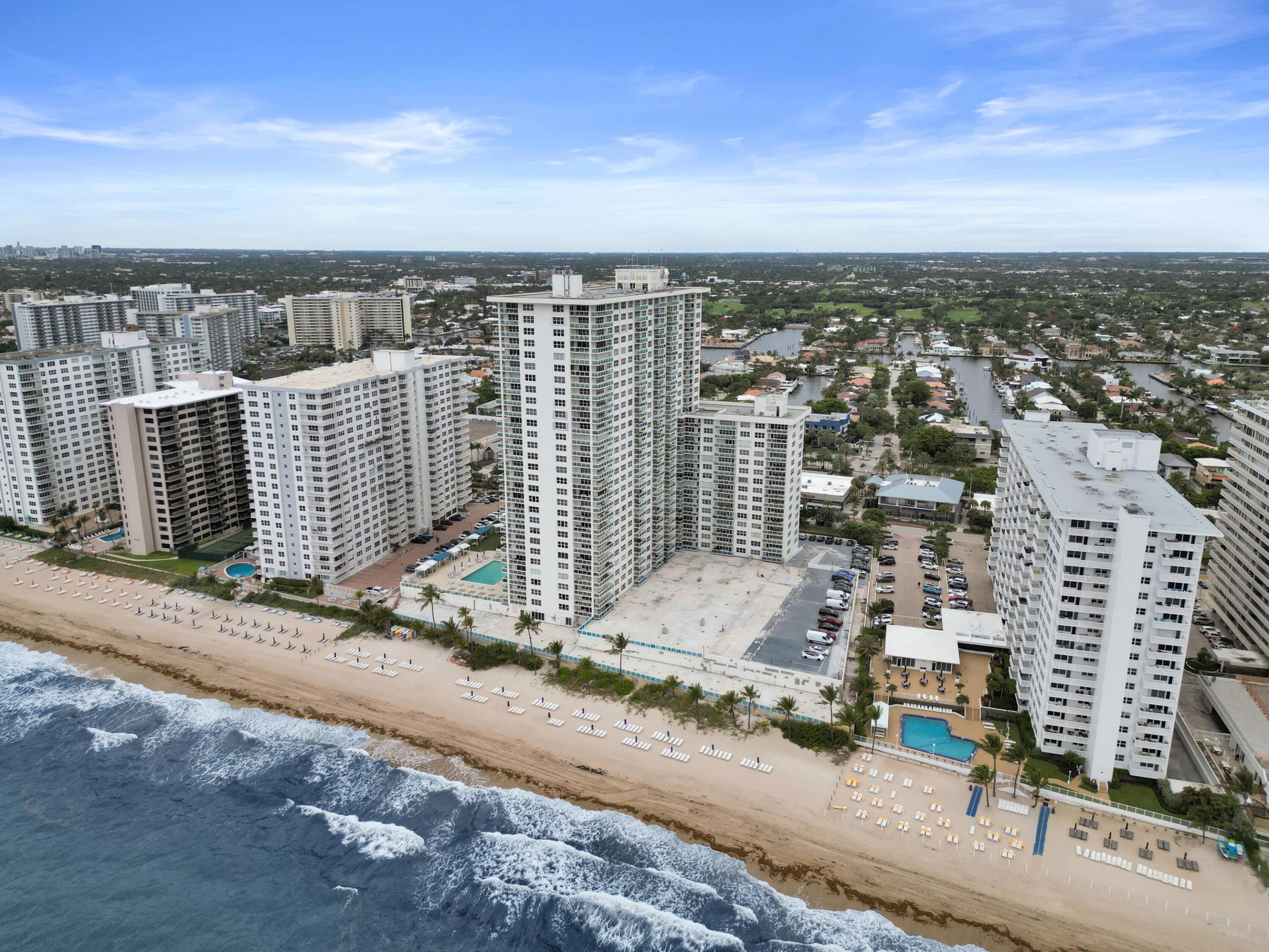 PLAYA DEL MAR CONDO - Residential