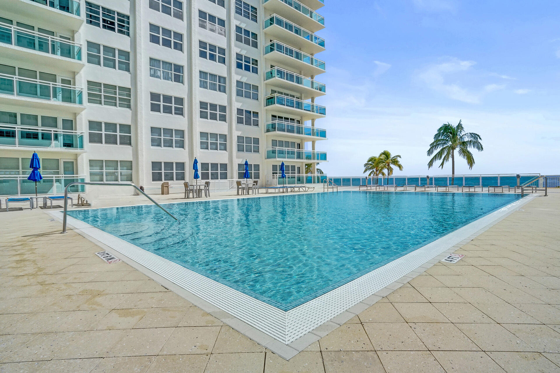 PLAYA DEL MAR CONDO - Residential