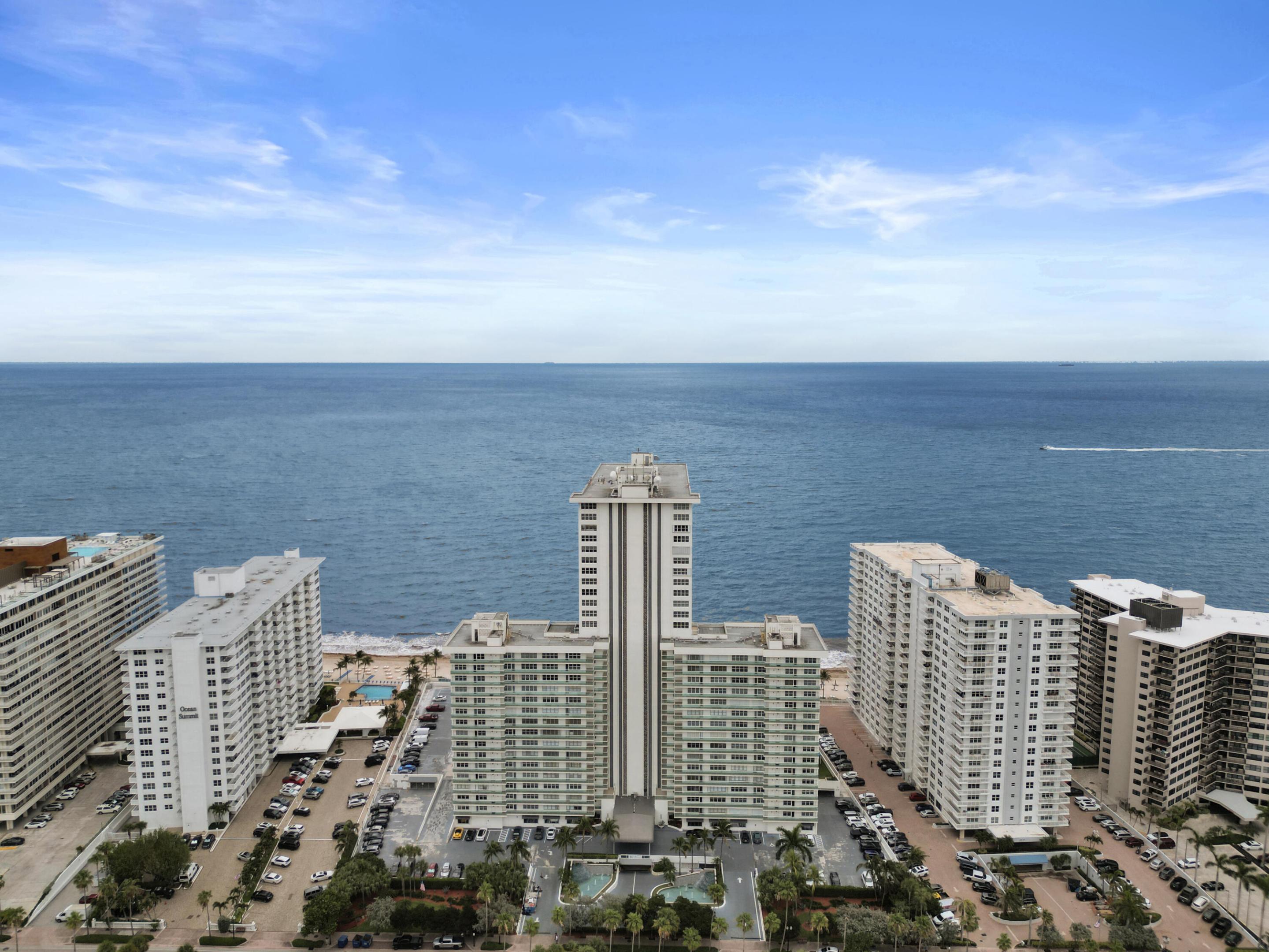 PLAYA DEL MAR CONDO - Residential