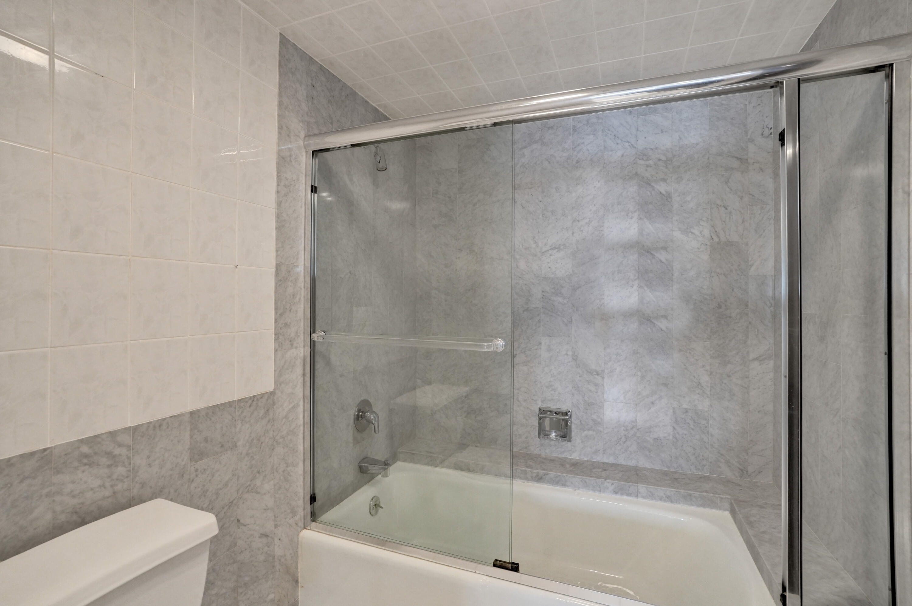 PLAYA DEL MAR CONDO - Residential