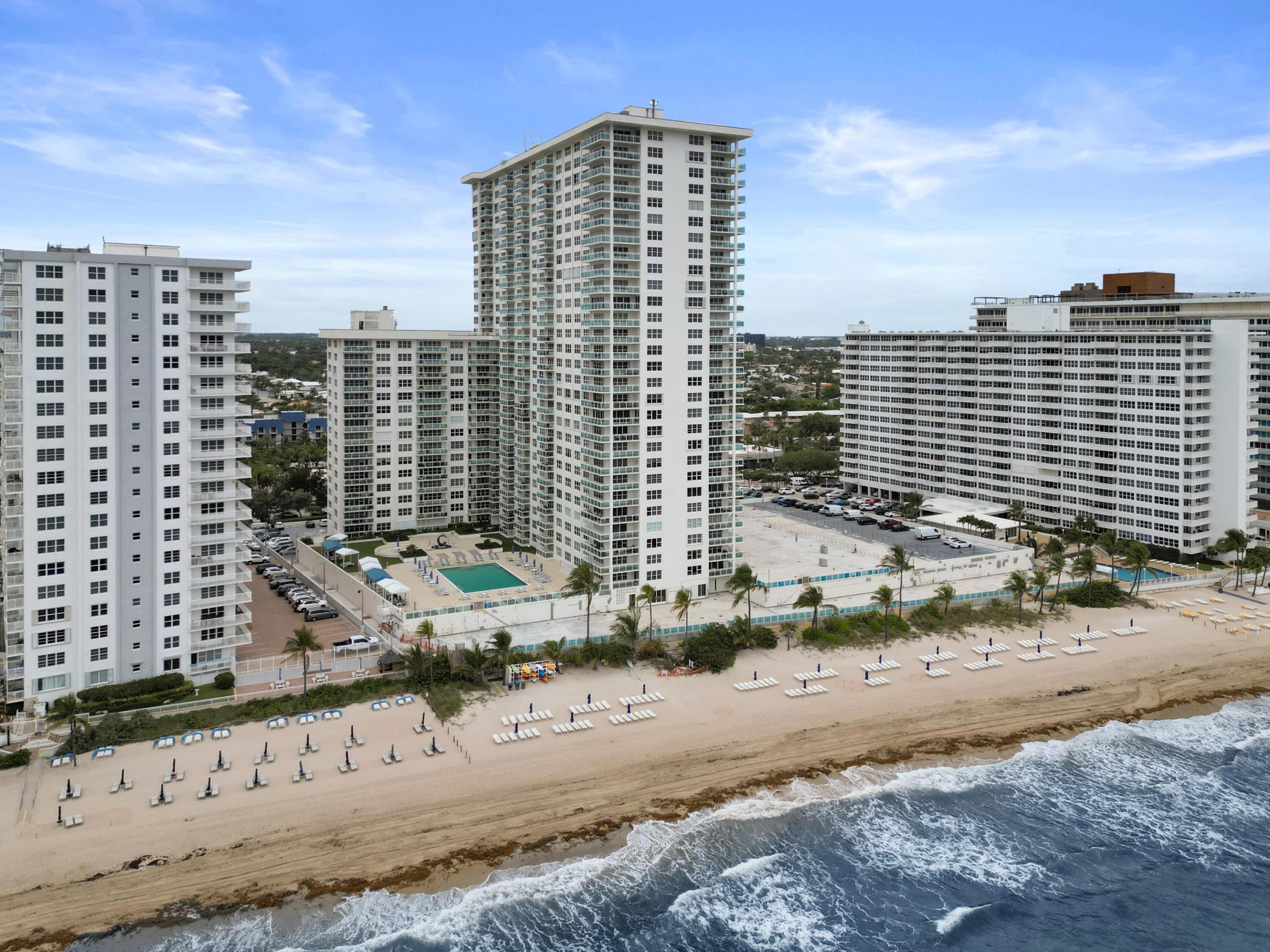 PLAYA DEL MAR CONDO - Residential