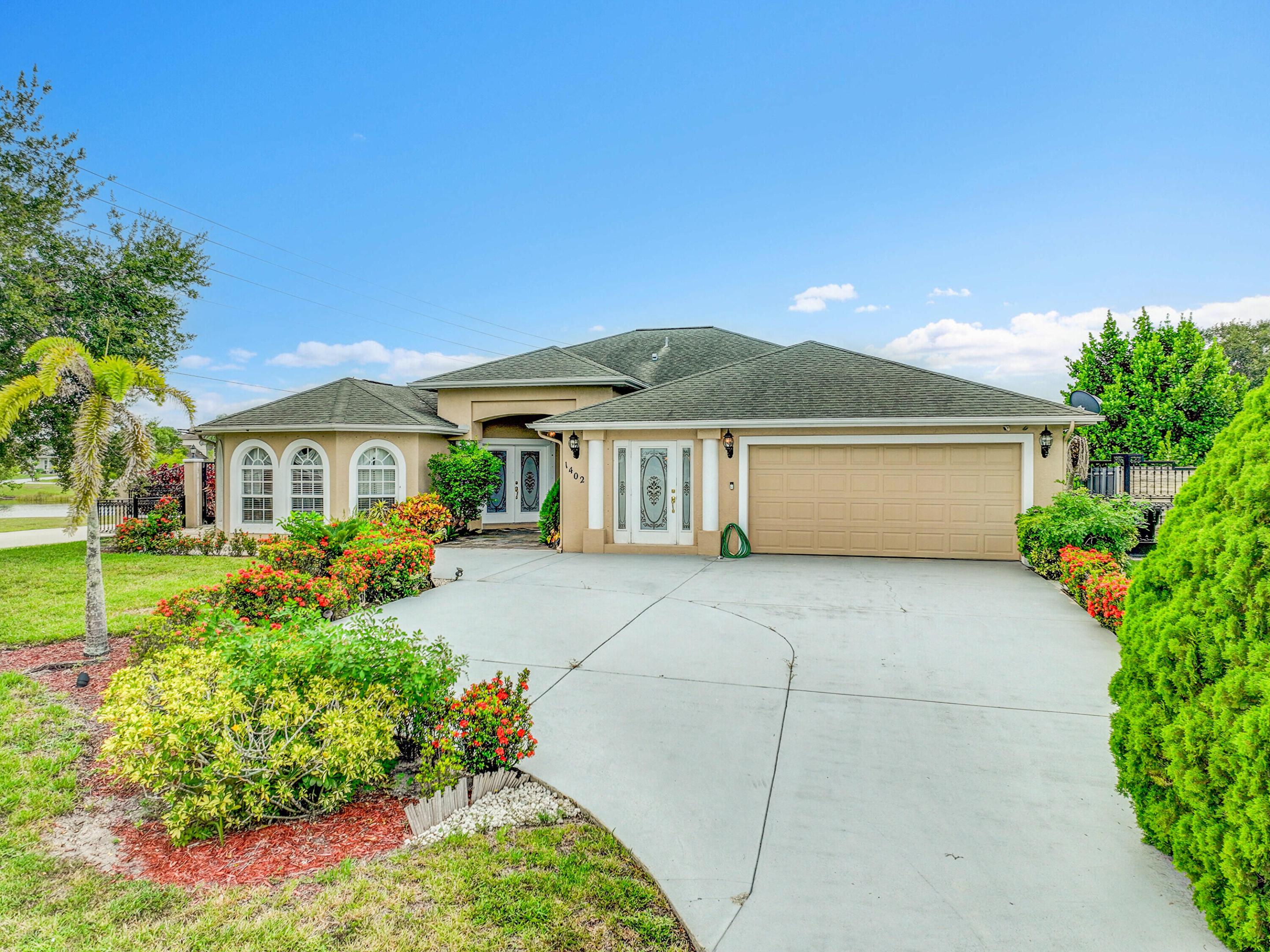 PORT ST LUCIE SECTION 33 - Residential