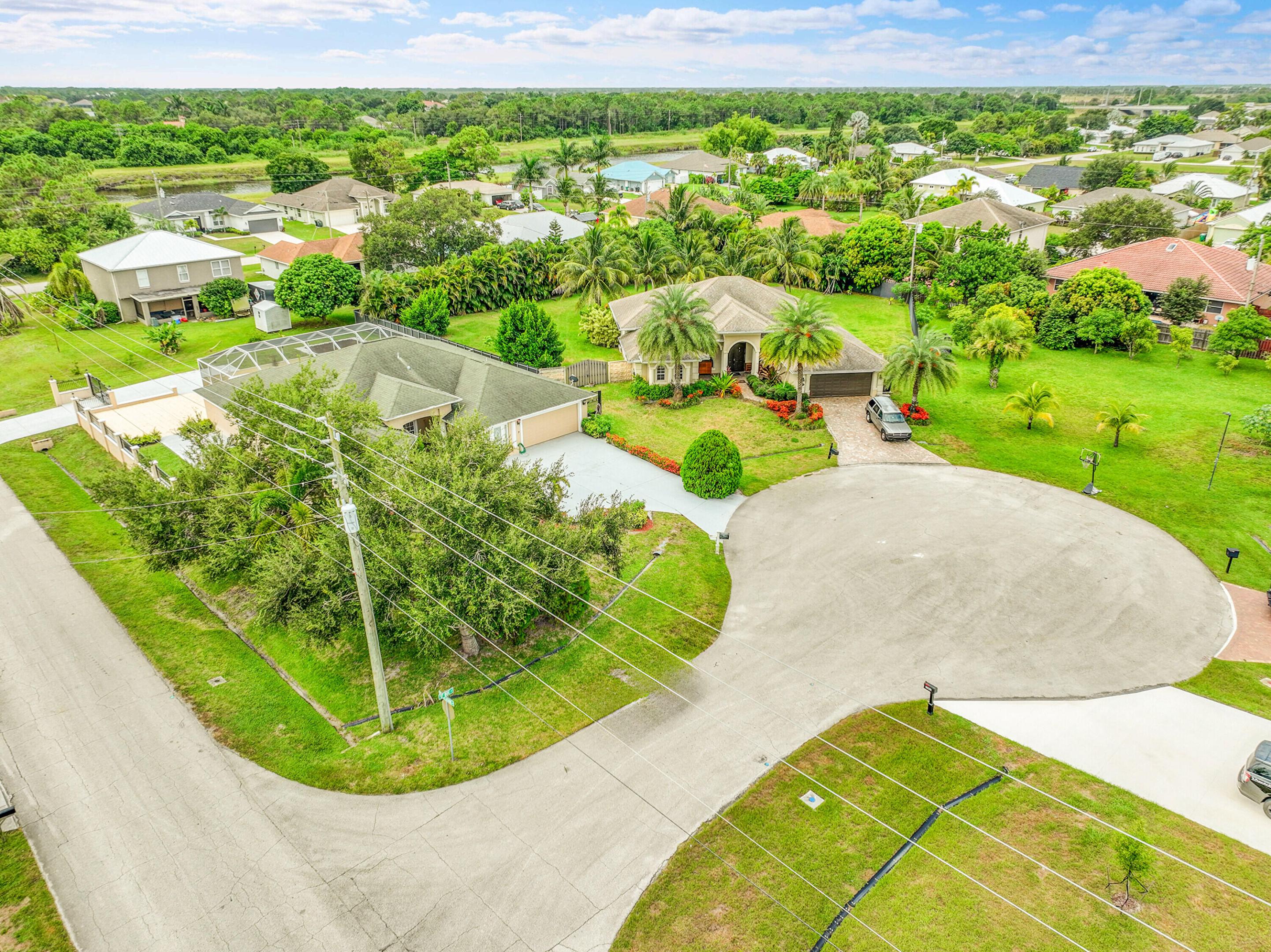 PORT ST LUCIE SECTION 33 - Residential