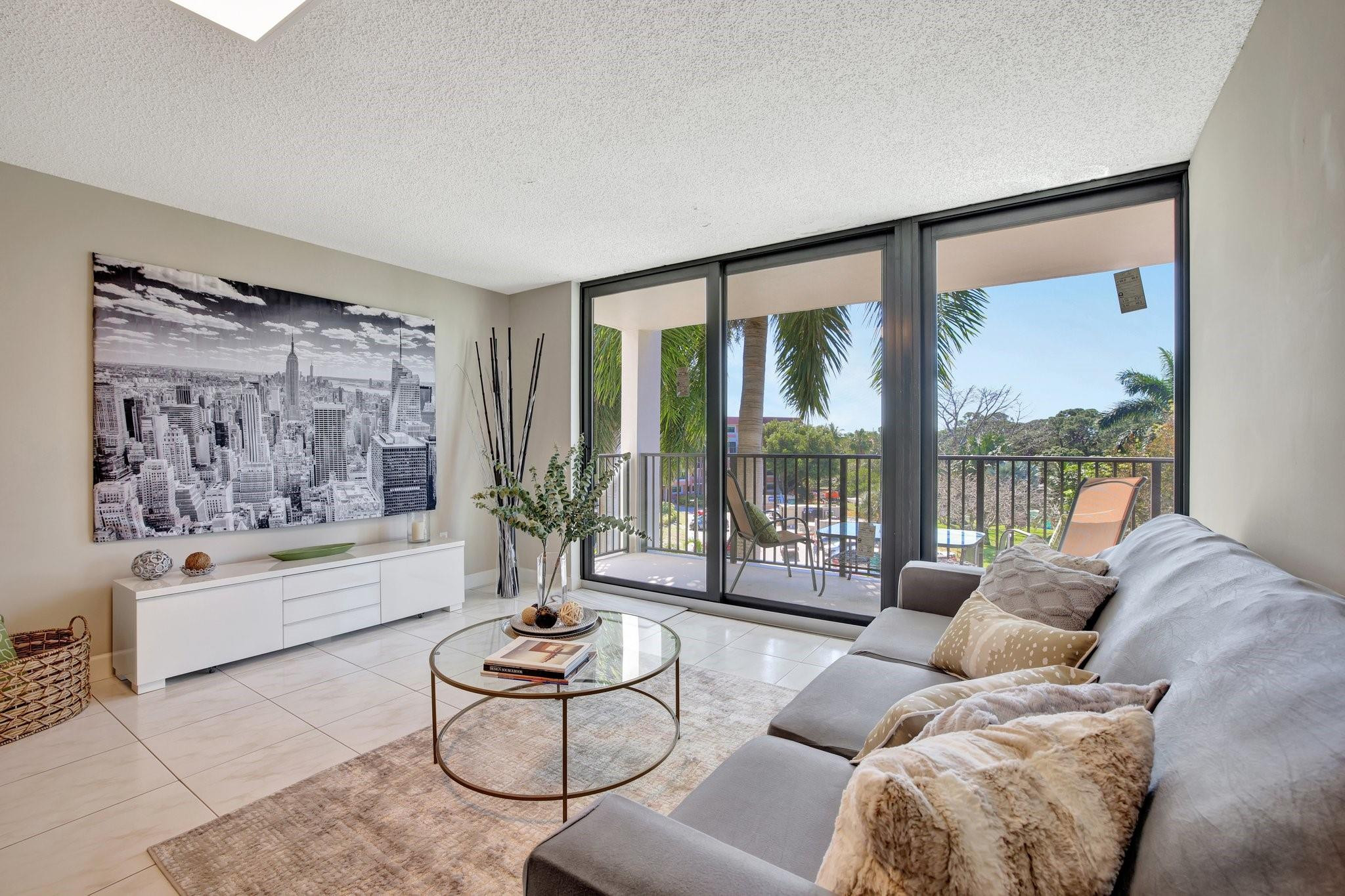 RIVER REACH CONDOMINIUM III - Residential Lease