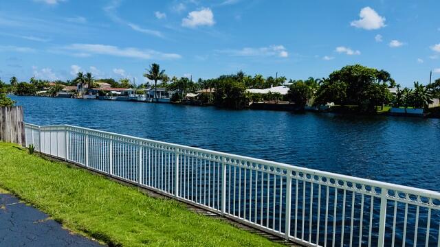 WILTON SHORES EAST CONDO - Residential