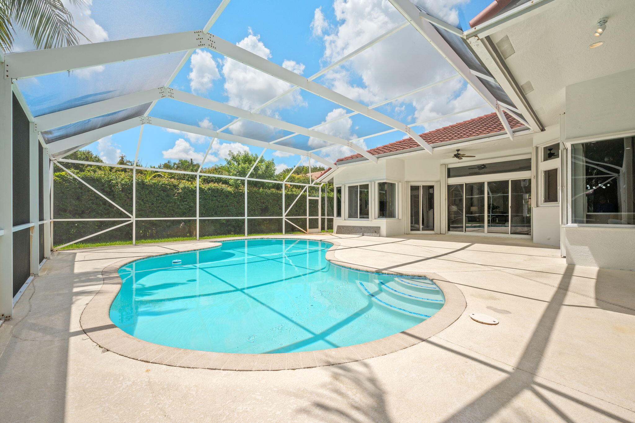 MEADOW RUN - Residential