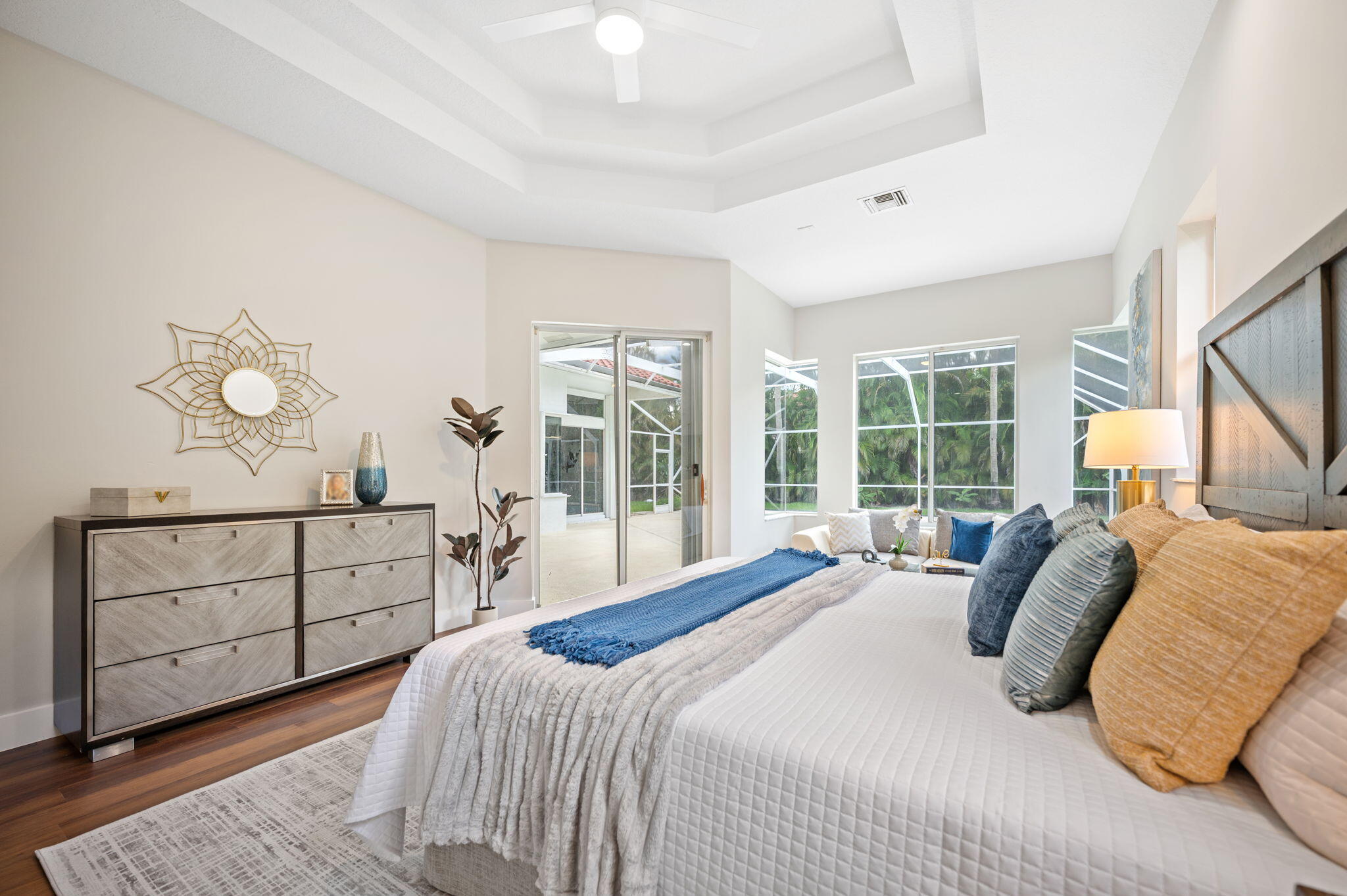 MEADOW RUN - Residential