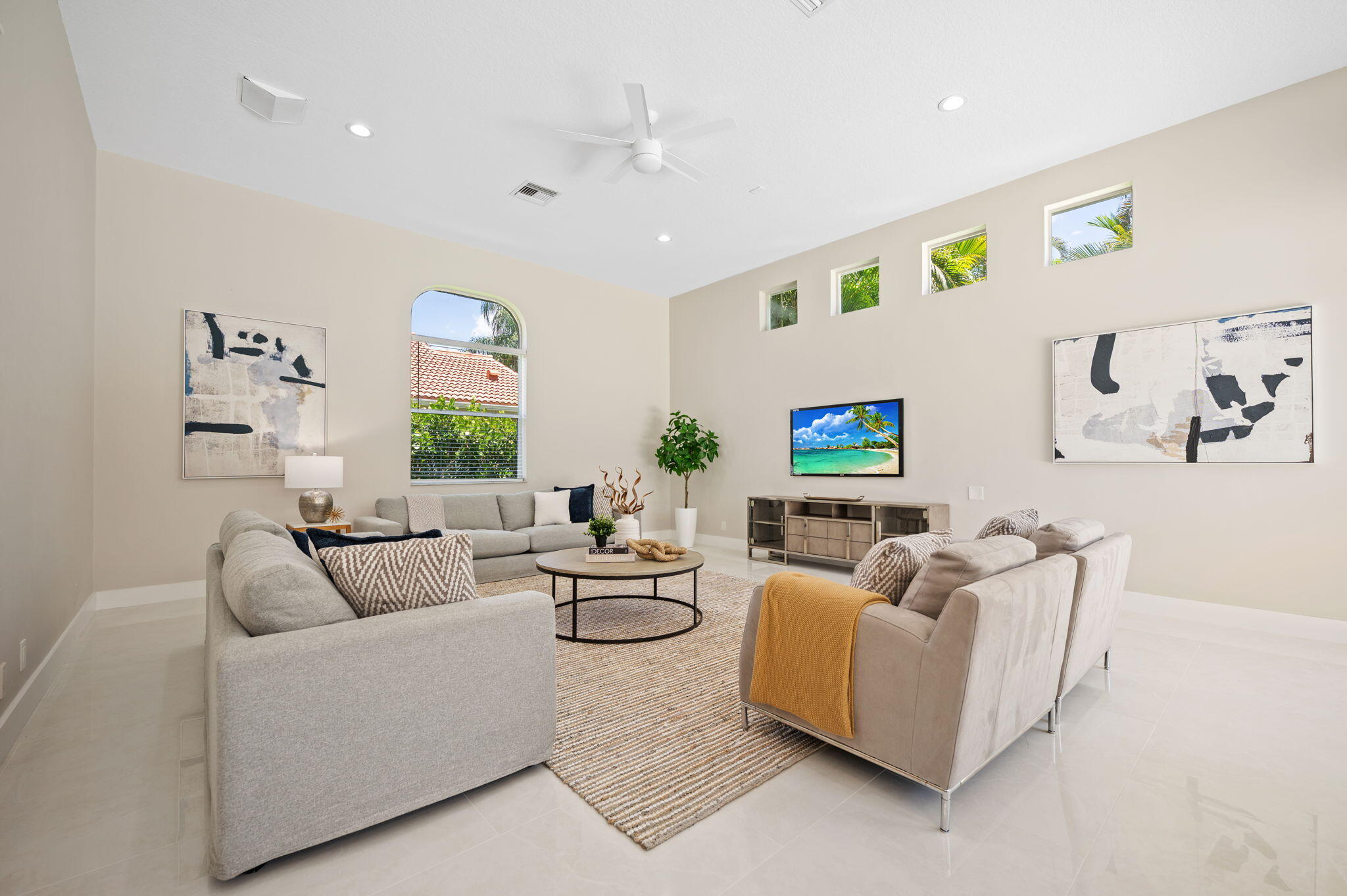 MEADOW RUN - Residential