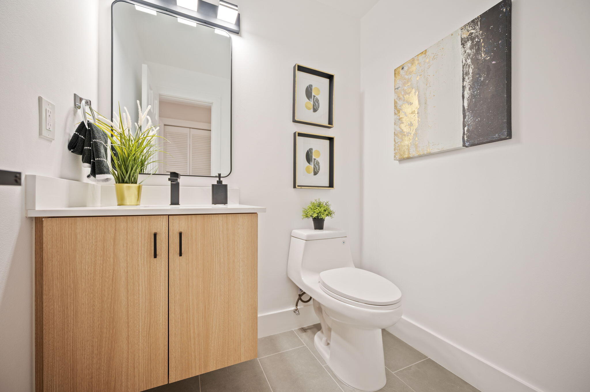 MEADOW RUN - Residential