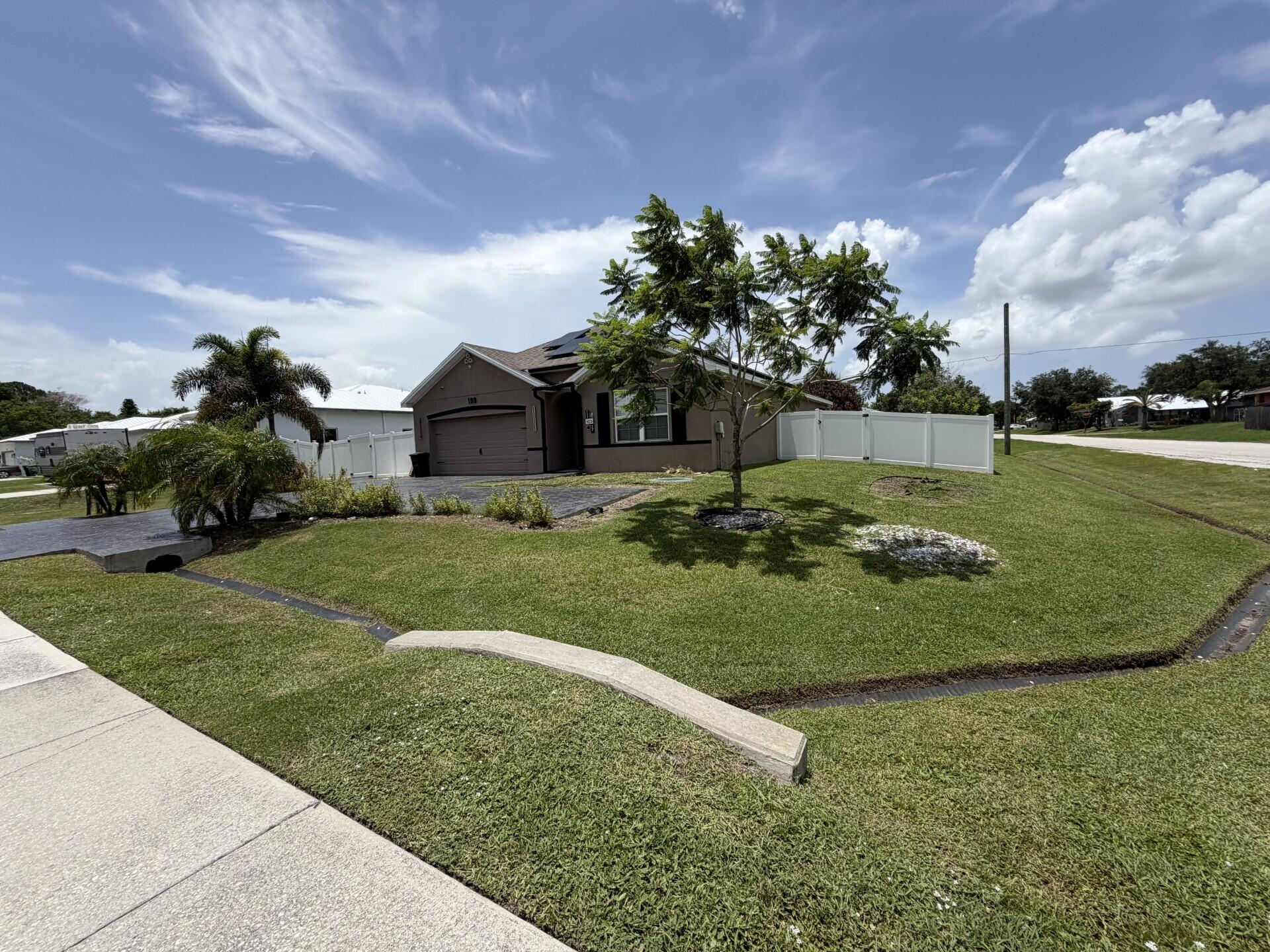 PORT ST LUCIE SECTION 18 - Residential