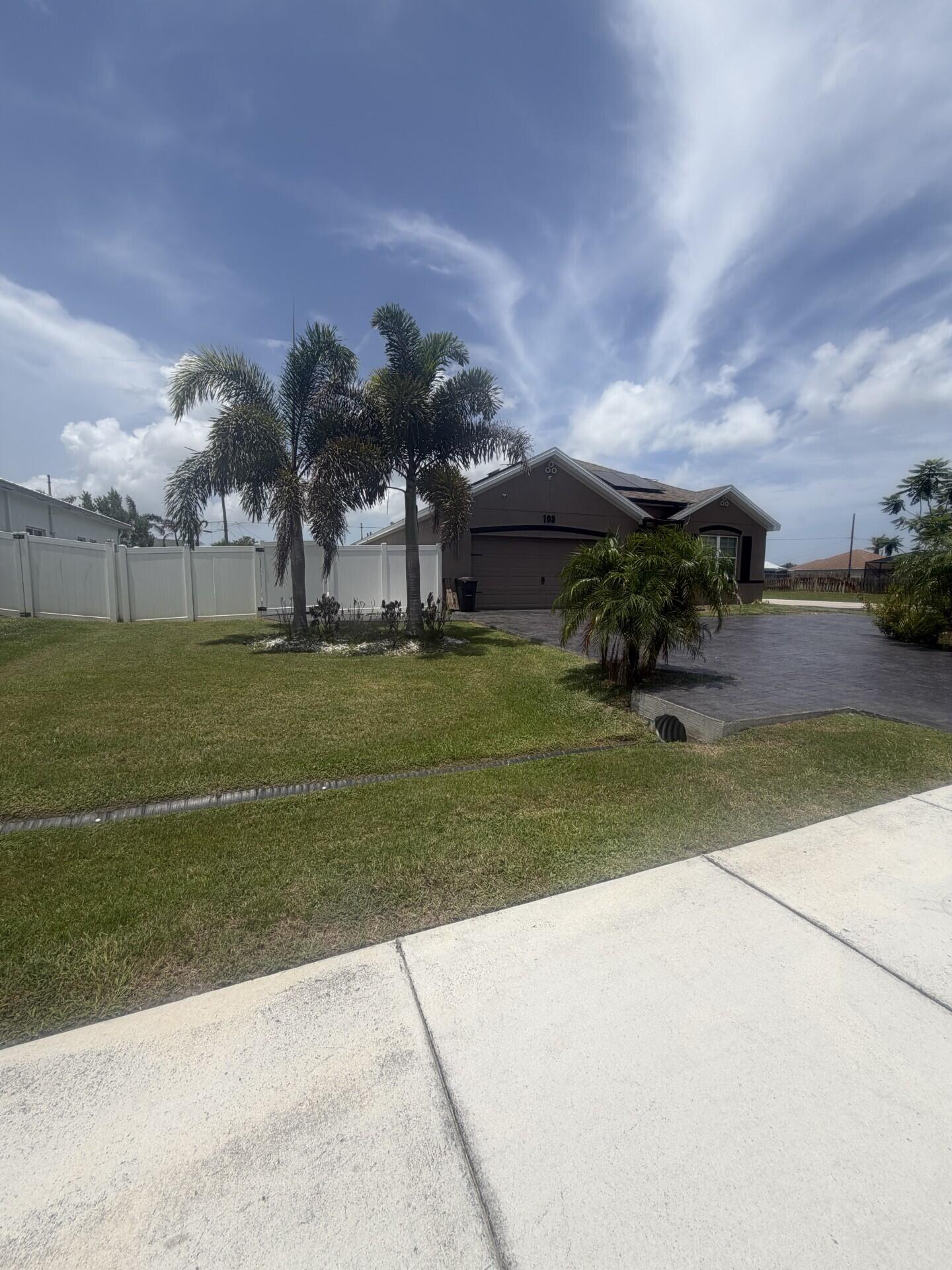 PORT ST LUCIE SECTION 18 - Residential