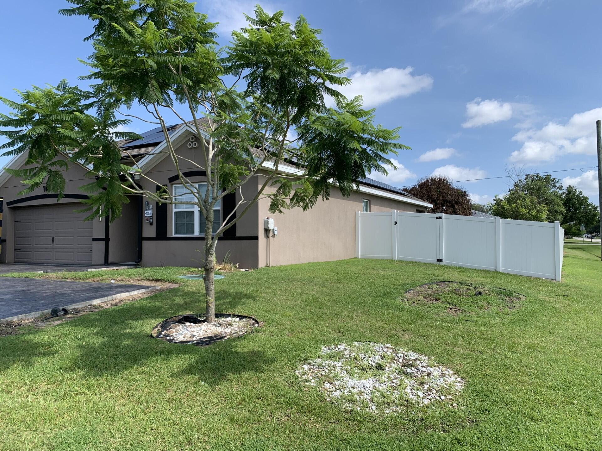 PORT ST LUCIE SECTION 18 - Residential