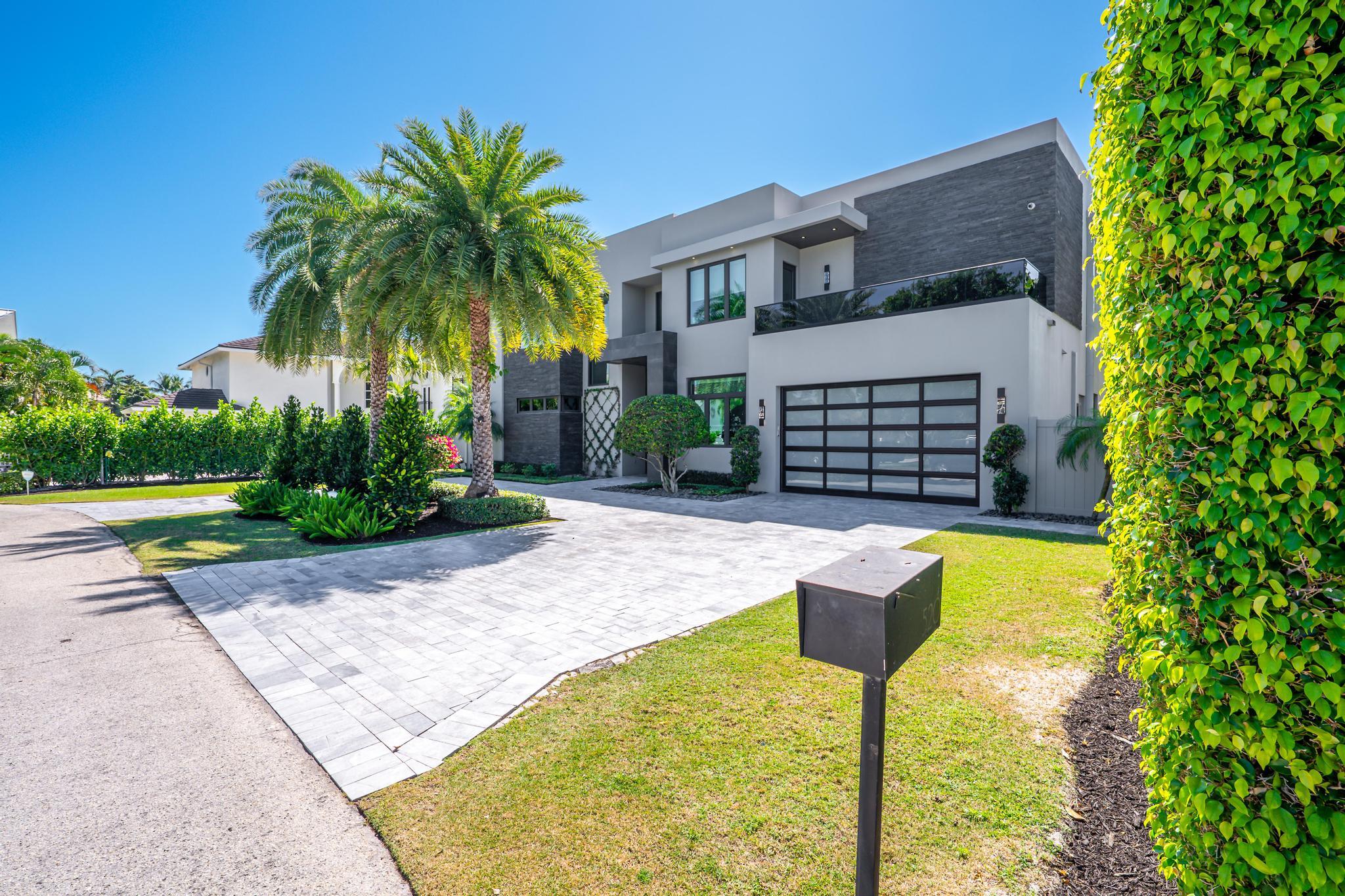 LEFT BANK ESTATES - Residential