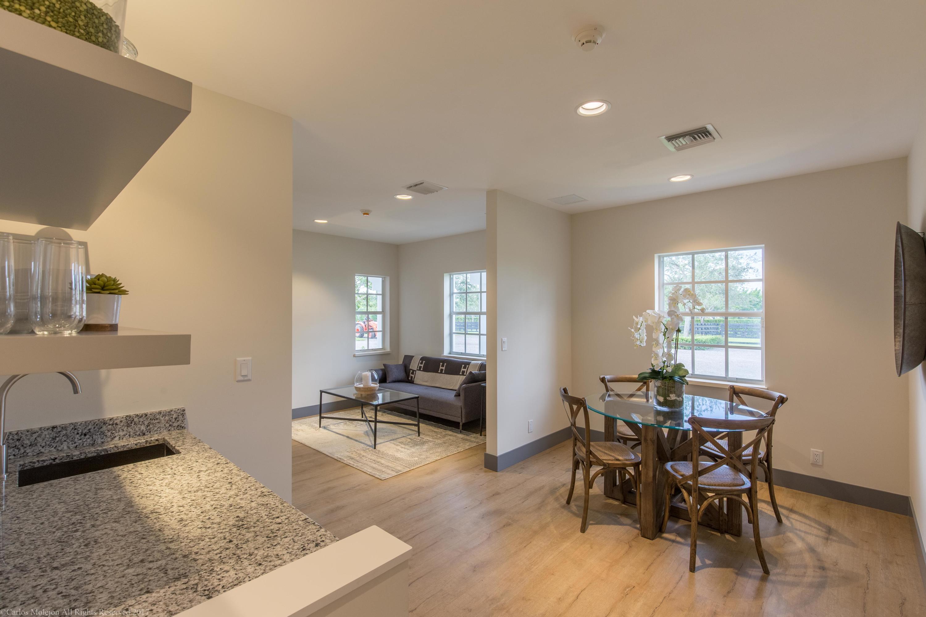 PALM BEACH POINT EAST - Residential