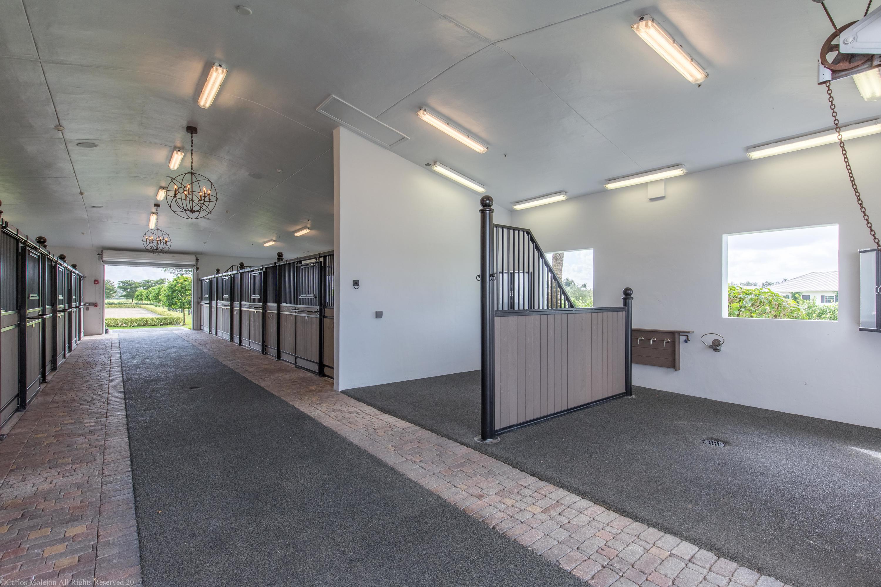 PALM BEACH POINT EAST - Residential
