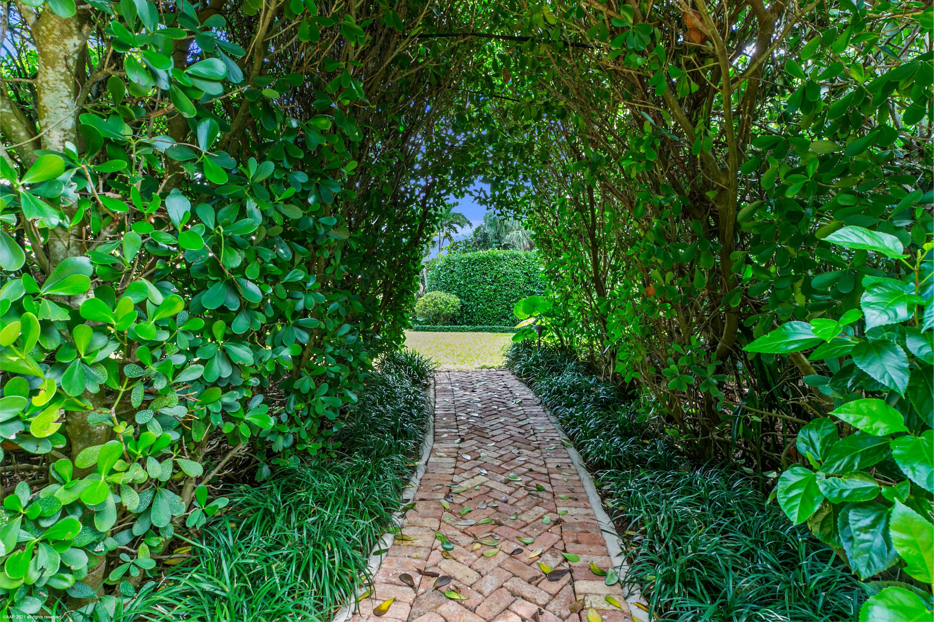JUPITER ISLAND - Residential