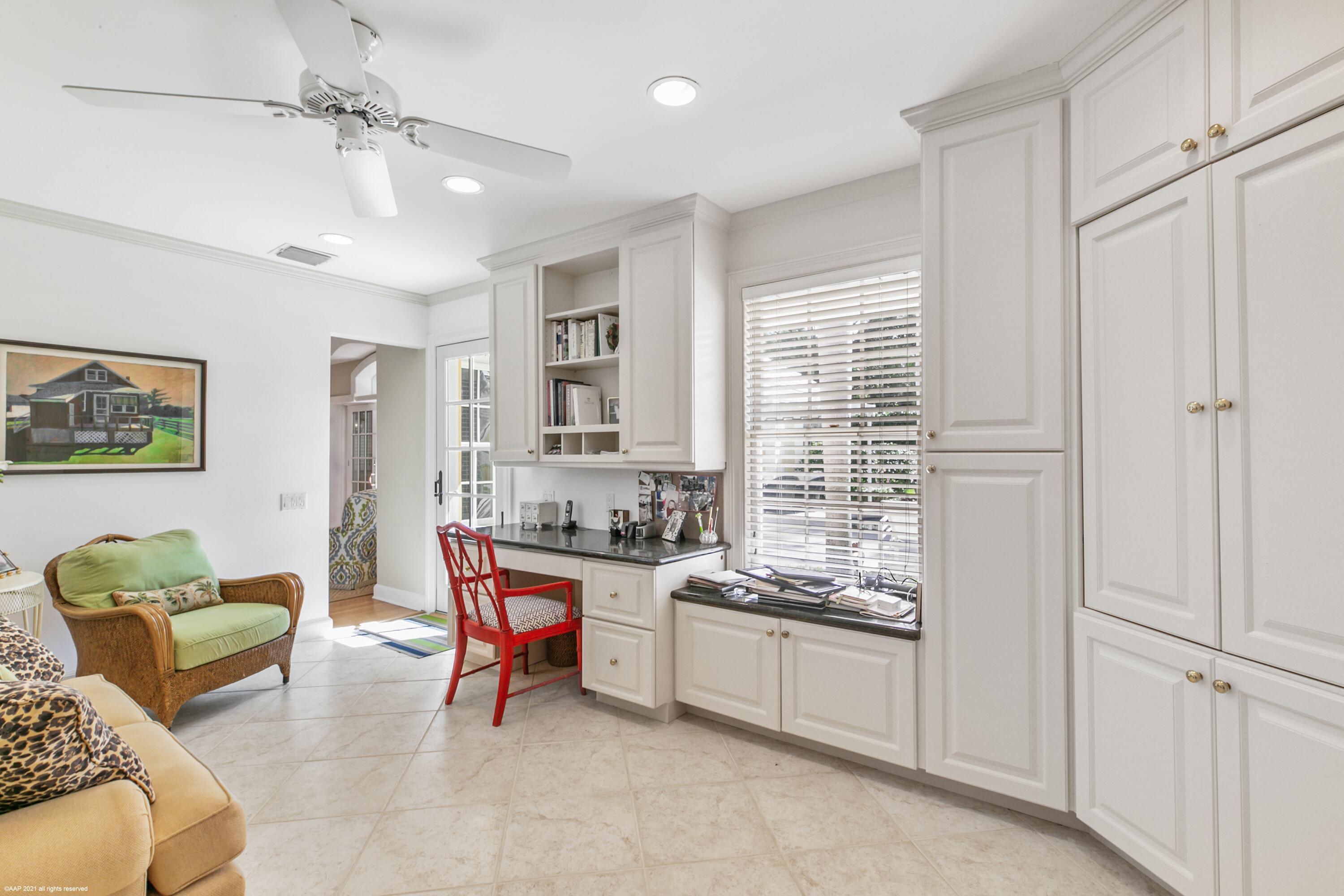 JUPITER ISLAND - Residential