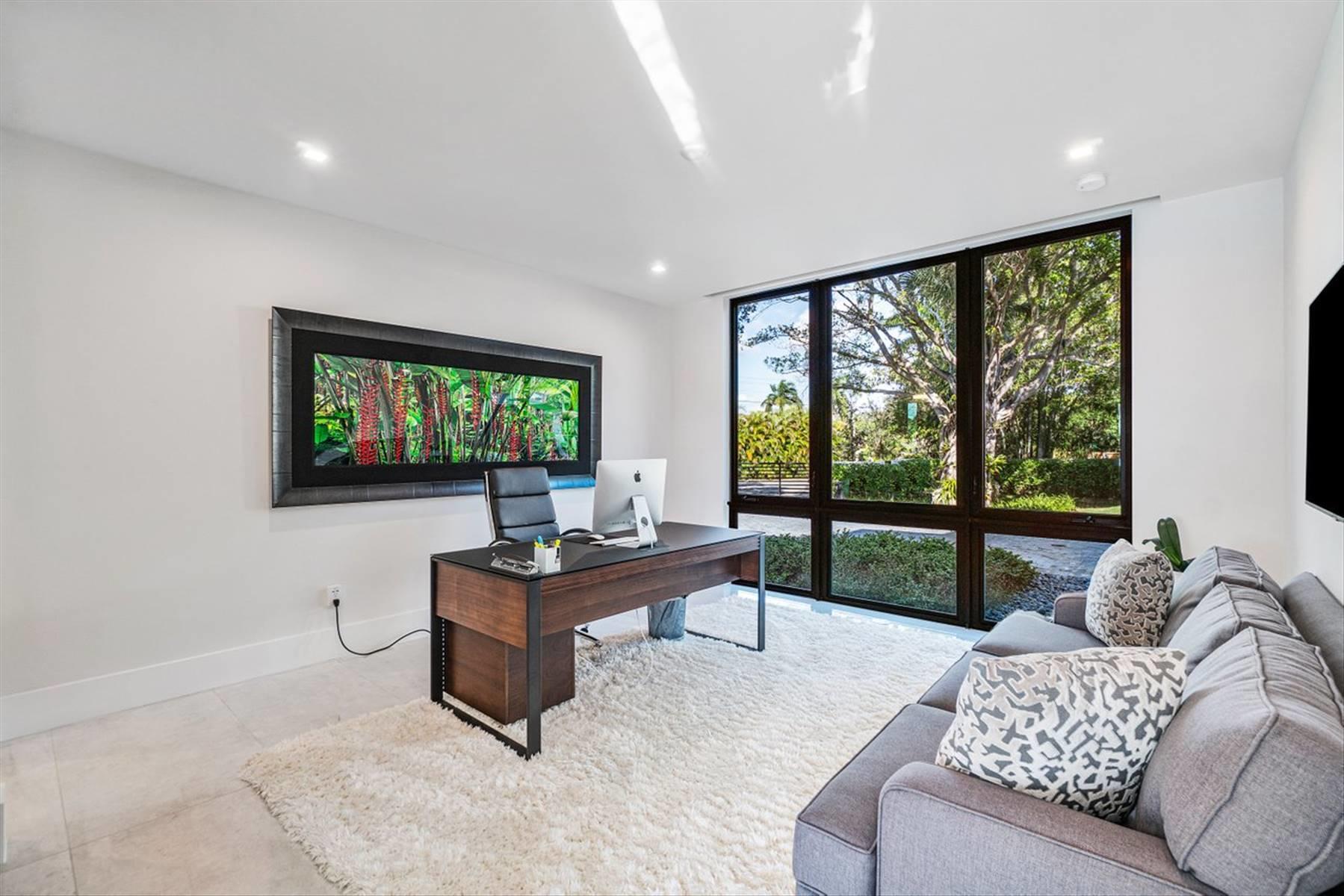 Riverland Manor - Residential