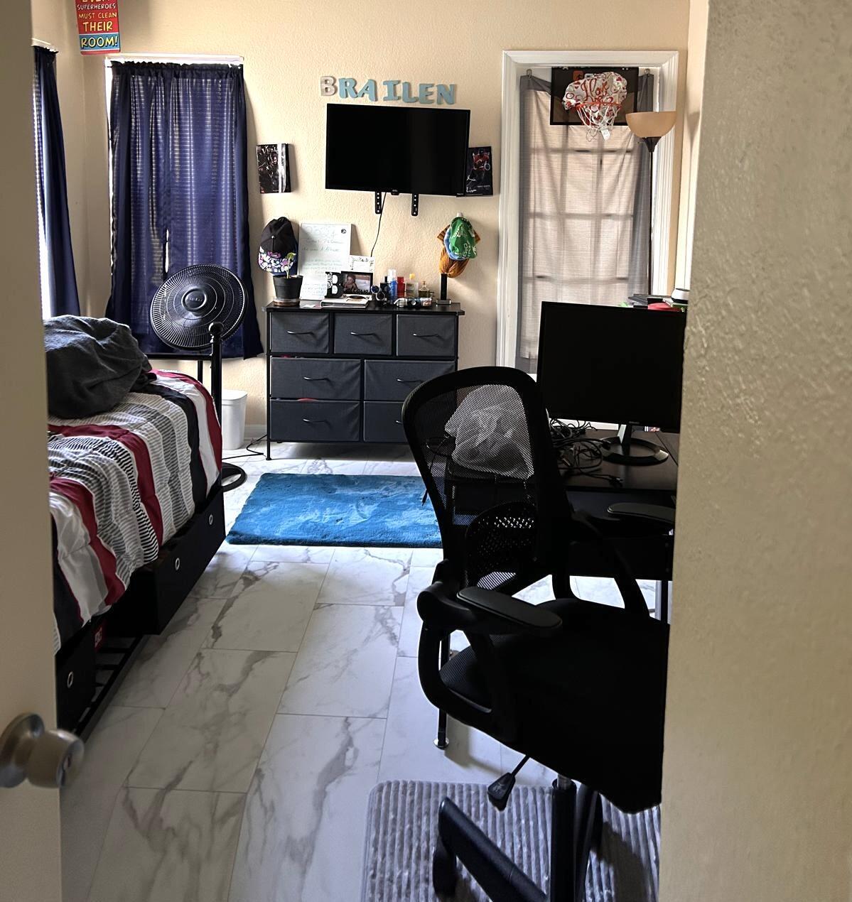 PONTE VERDE AT PALM BEACH LAKES CONDO - Residential