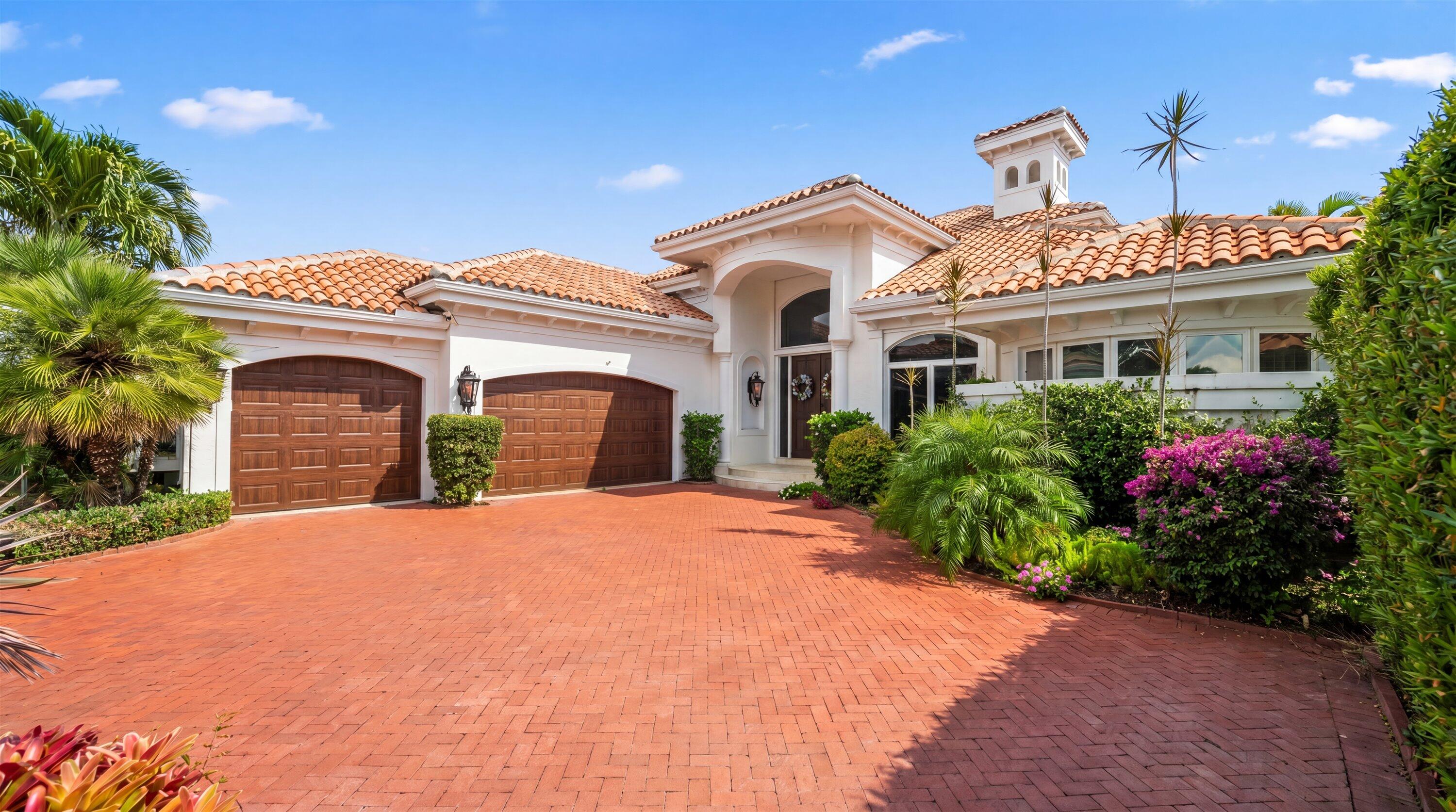 BARROW ISLAND AT JONATHANS LANDING - Residential
