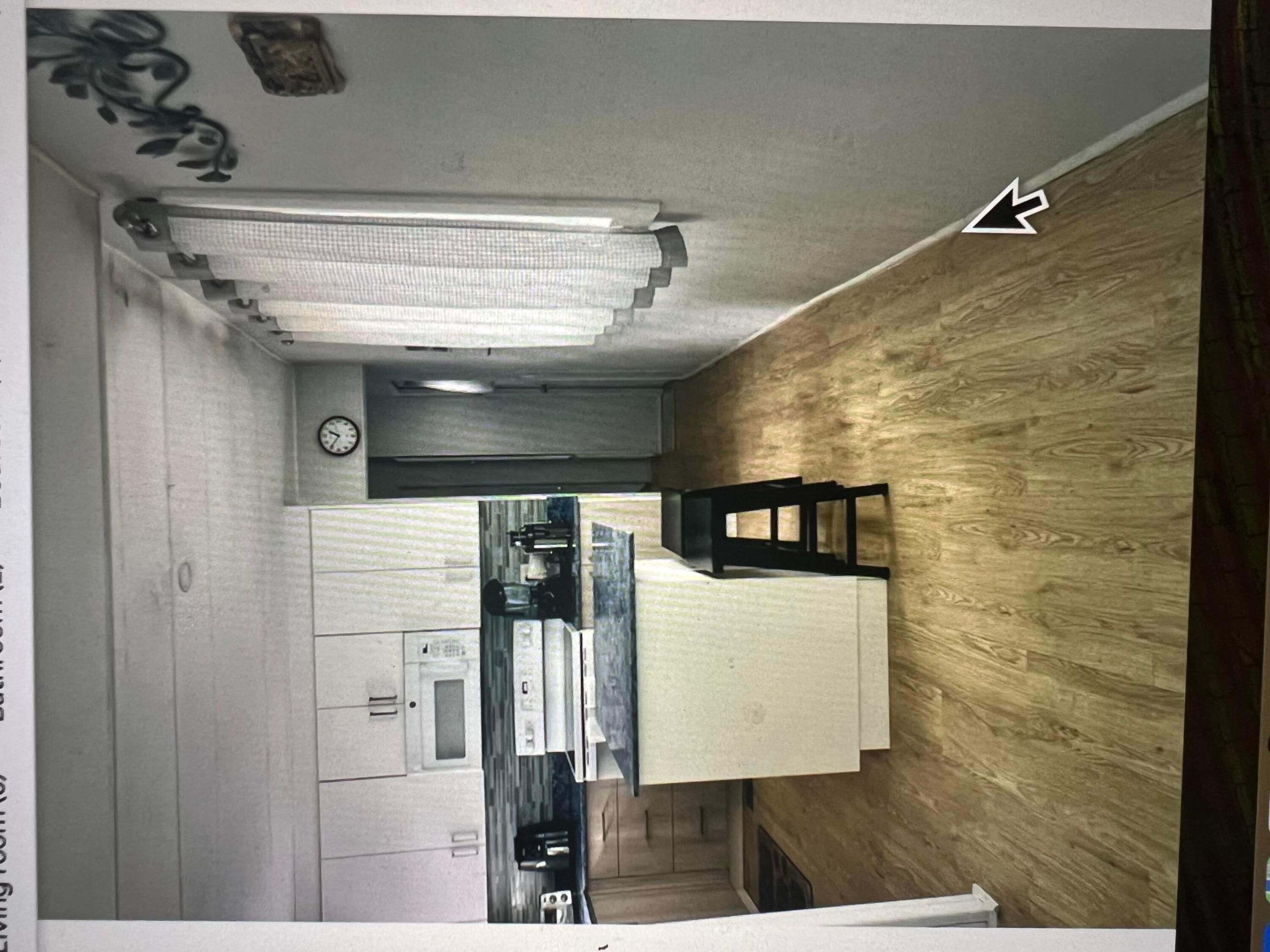 DEERFIELD LAKE - Residential
