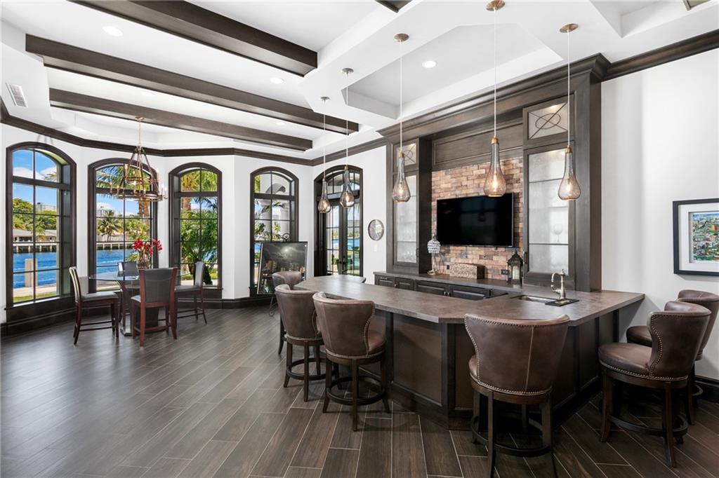 CORAL RIDGE COUNTRY CLUB - Residential