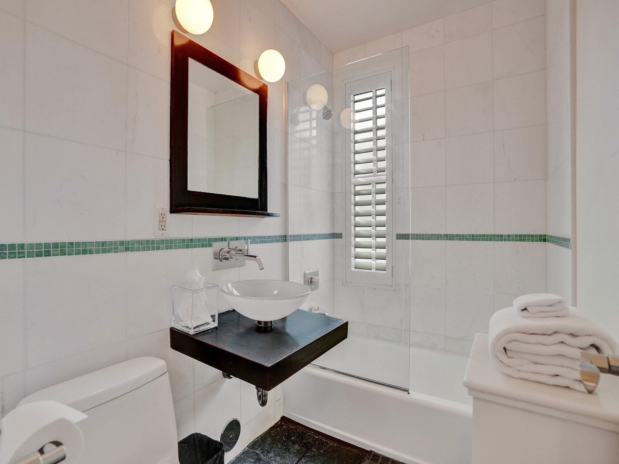 WHISPER CONDO - Residential Lease