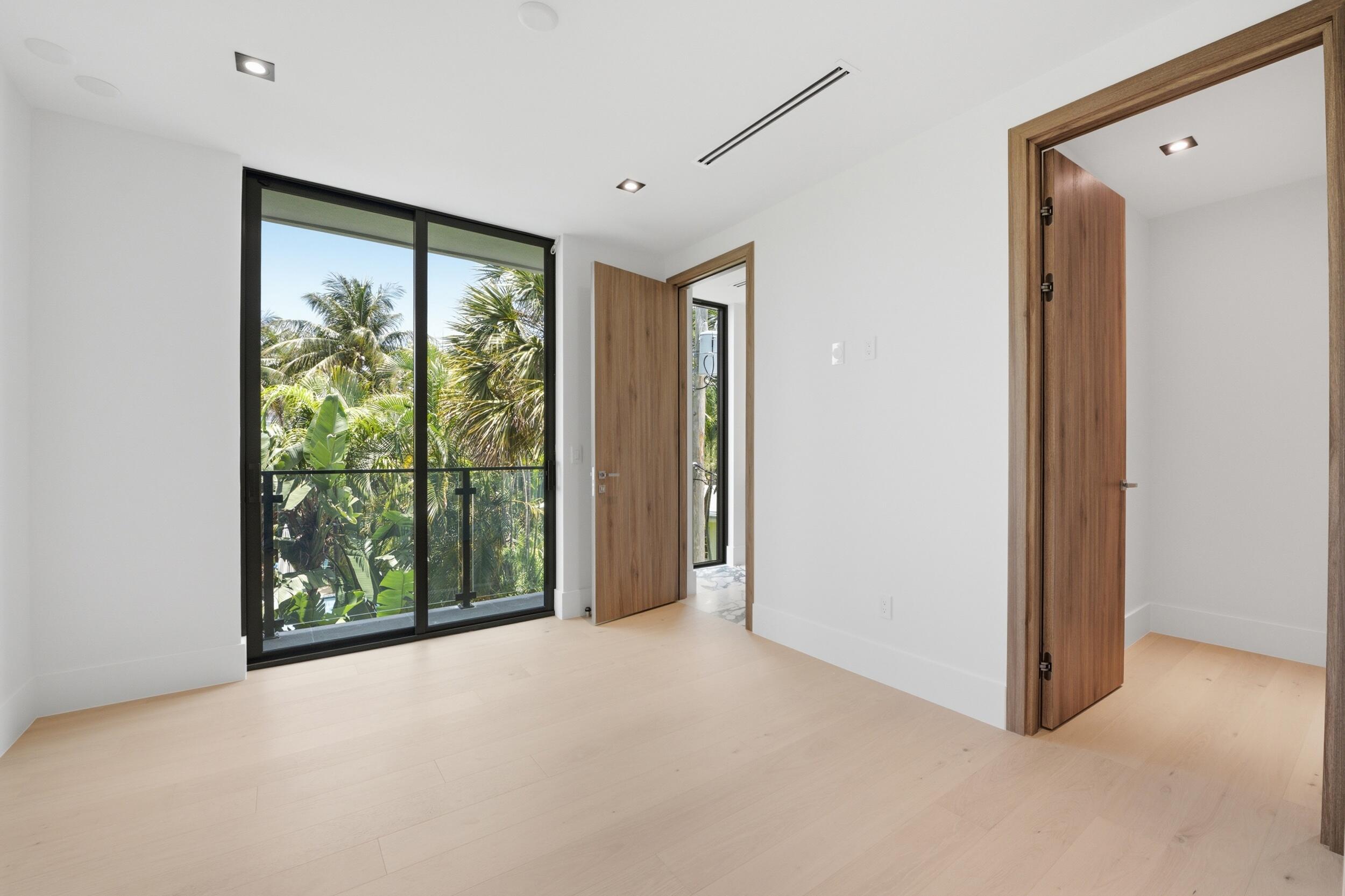 Dolphin Isles - Residential