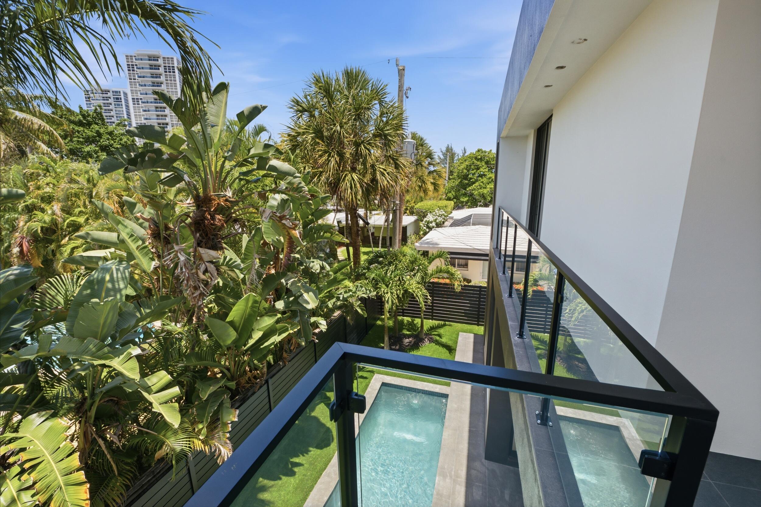 Dolphin Isles - Residential