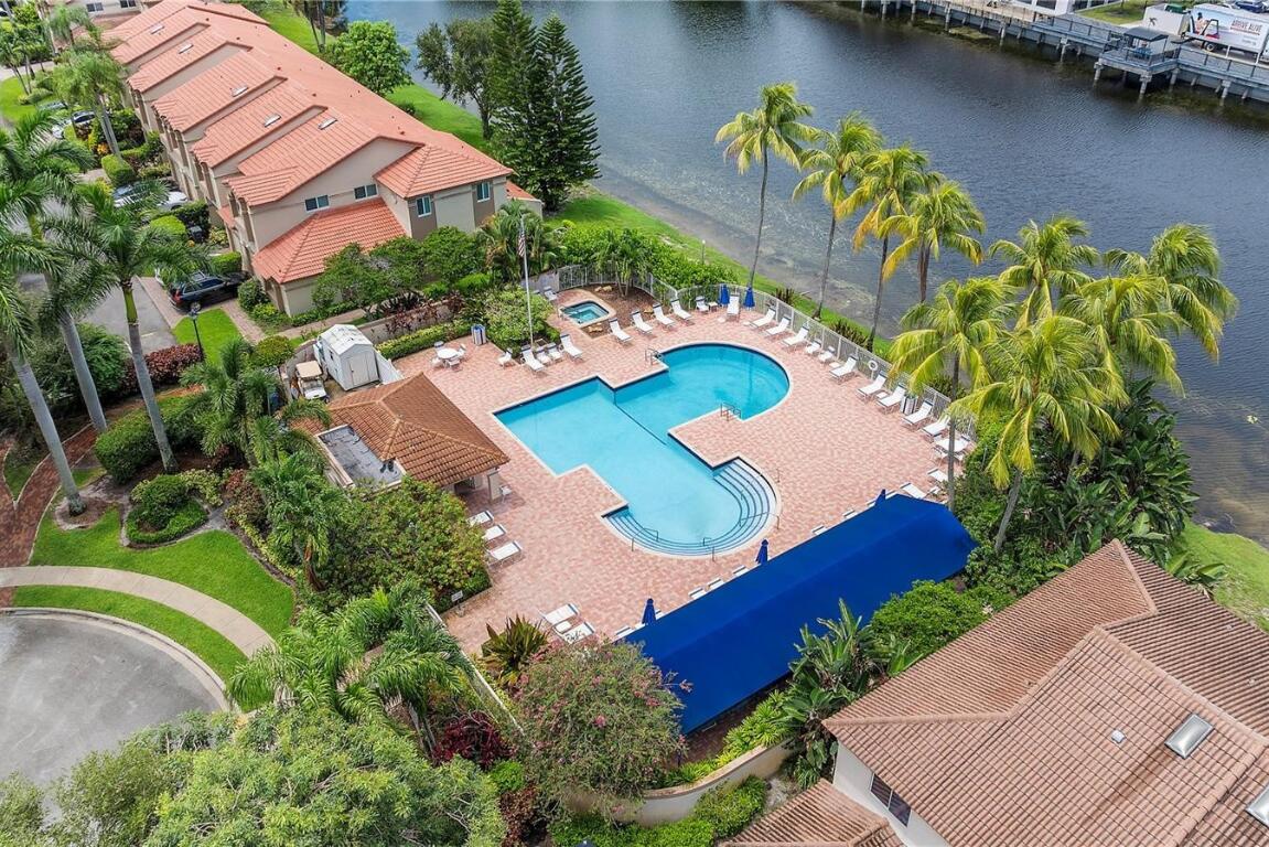 PLUM AT BOCA POINTE CONDOS ONE THRU 15 FILED IN OR - Residential