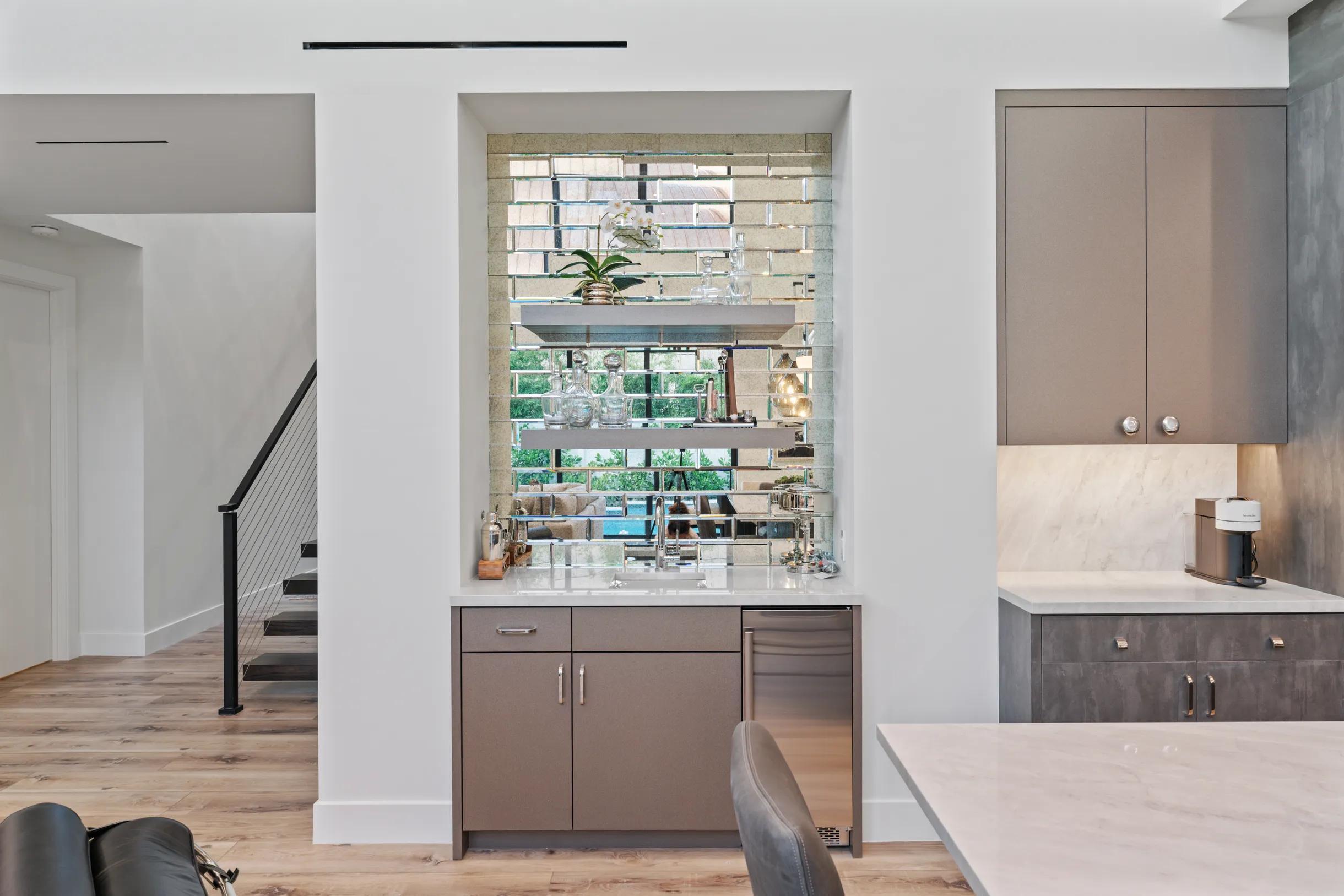 NORTH SHORE TERRACE PL NO 1 - Residential