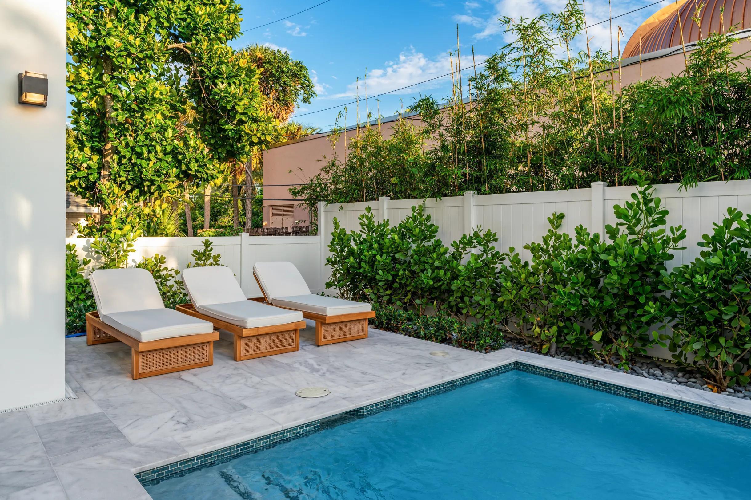 NORTH SHORE TERRACE PL NO 1 - Residential