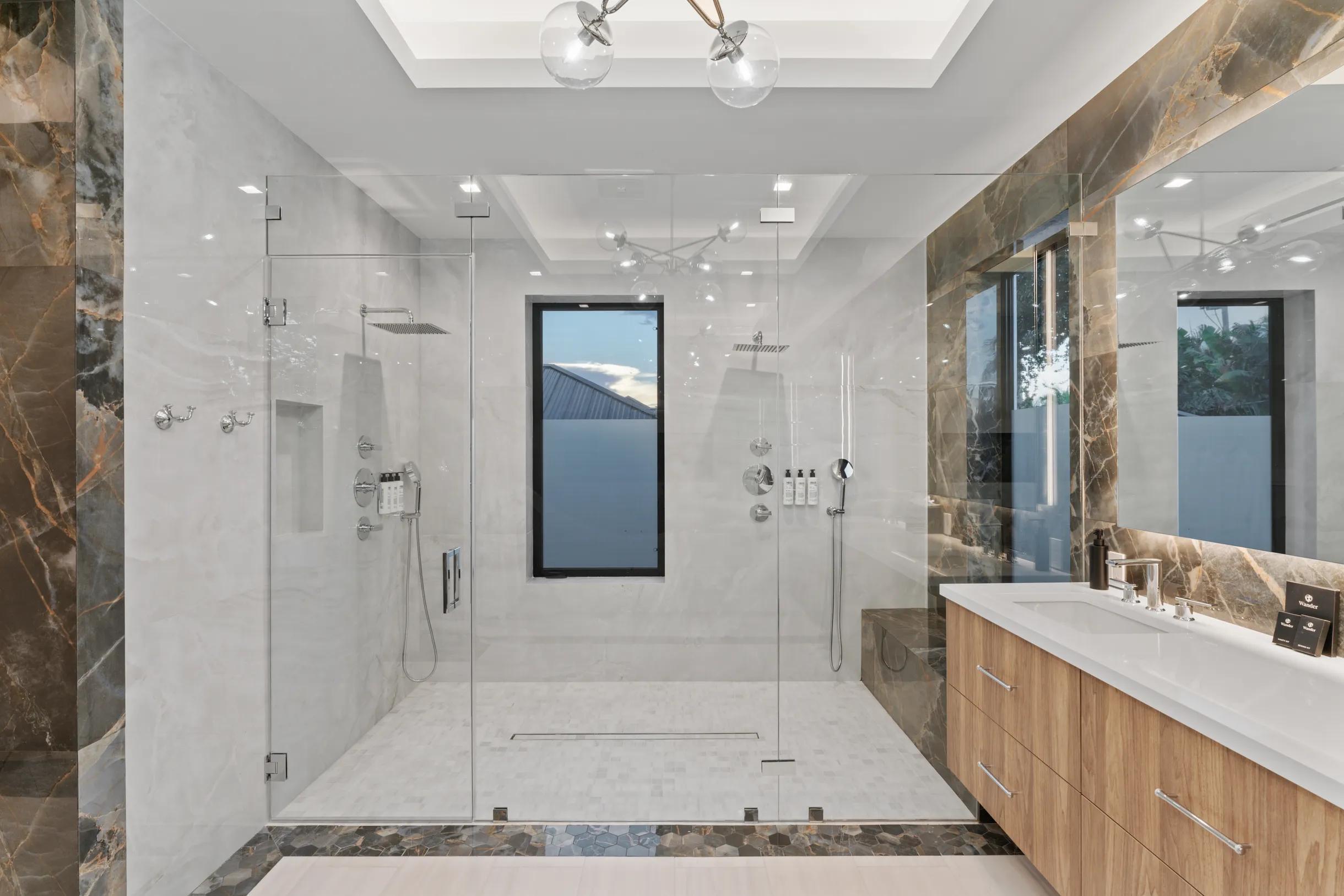 NORTH SHORE TERRACE PL NO 1 - Residential
