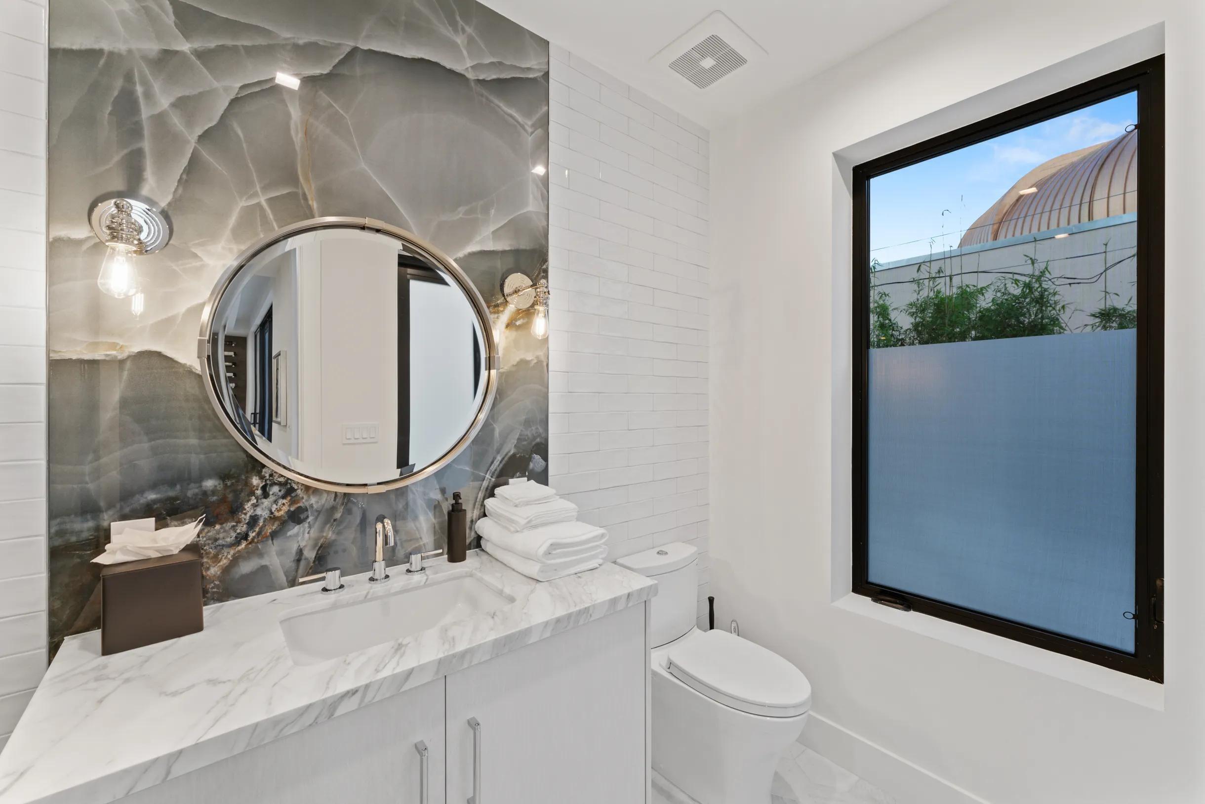 NORTH SHORE TERRACE PL NO 1 - Residential