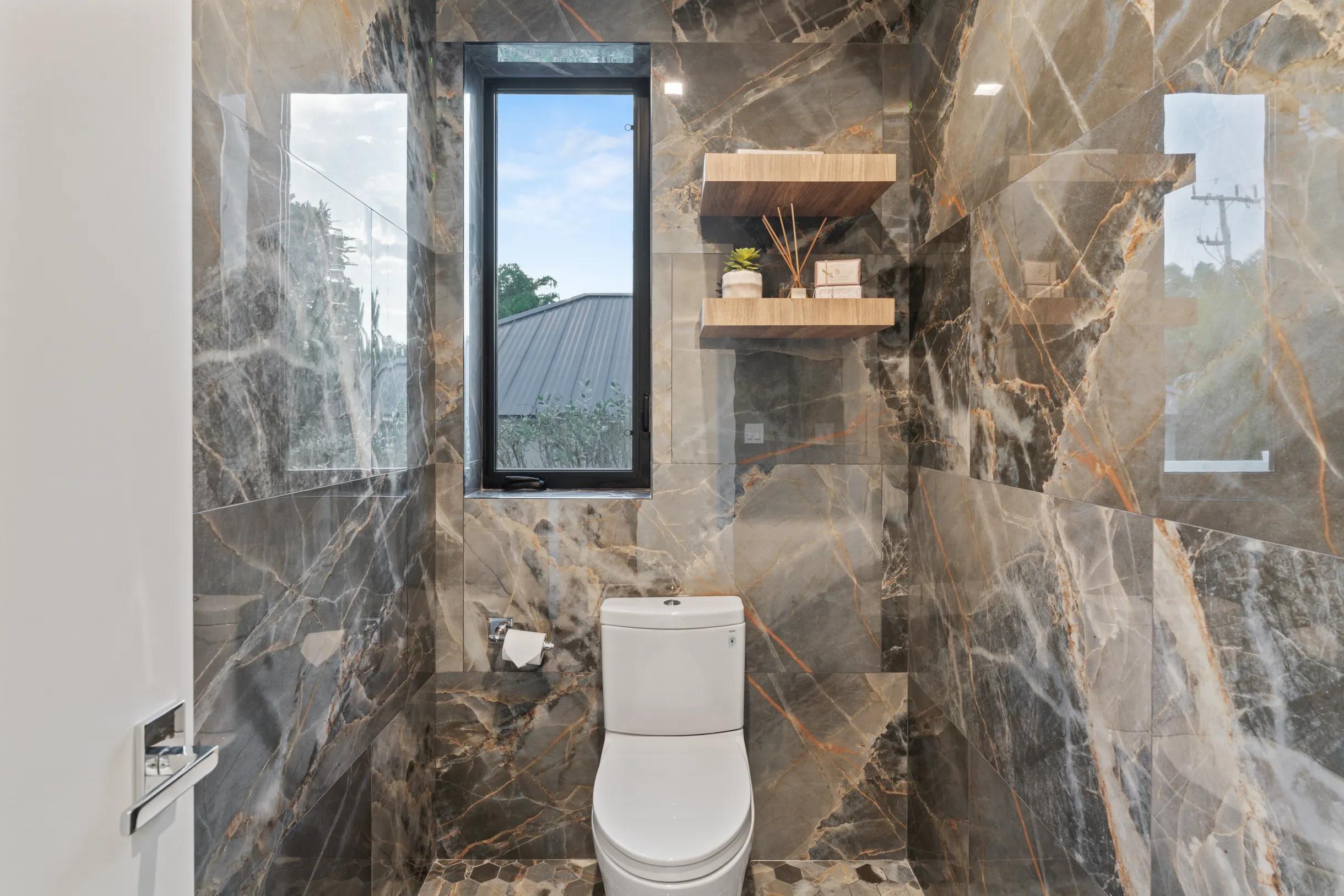 NORTH SHORE TERRACE PL NO 1 - Residential
