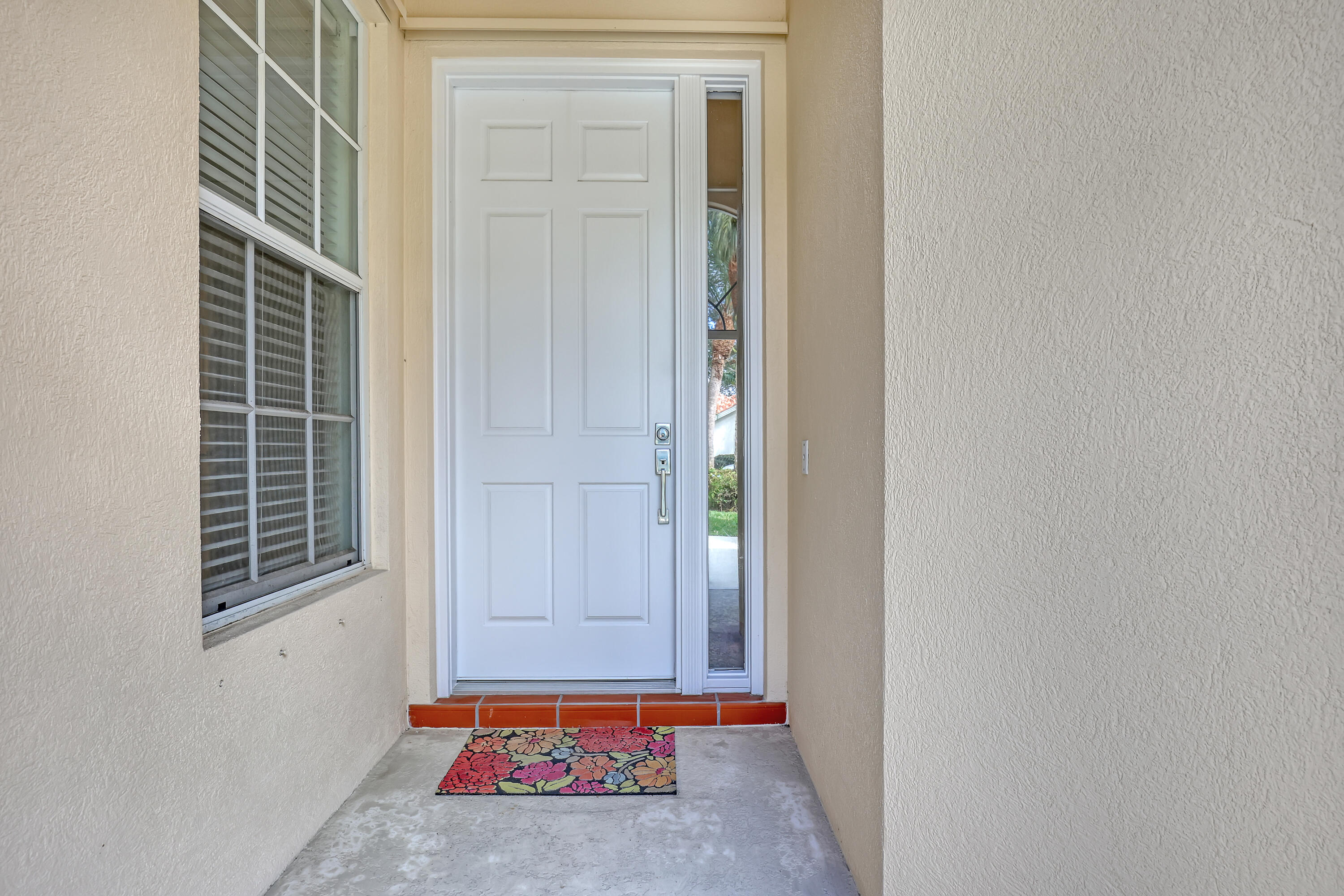 RIVERWALK 4 - Residential