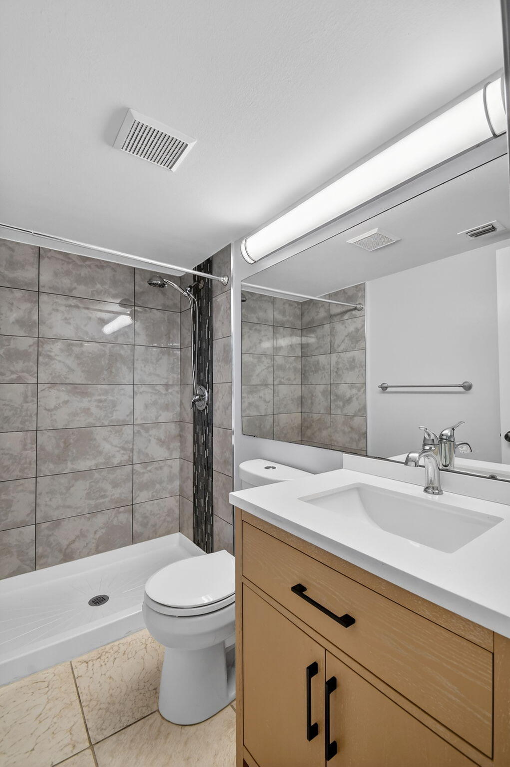 PINE RIDGE NORTH I CONDO - Residential Lease