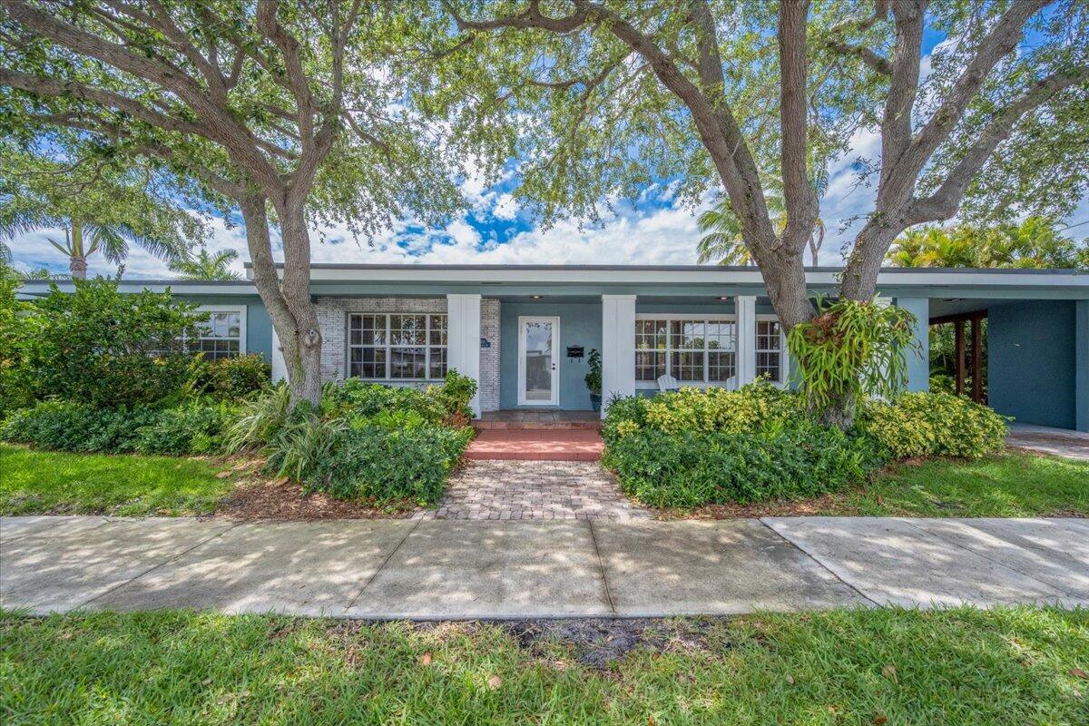 COLLEGE PARK - Residential Lease