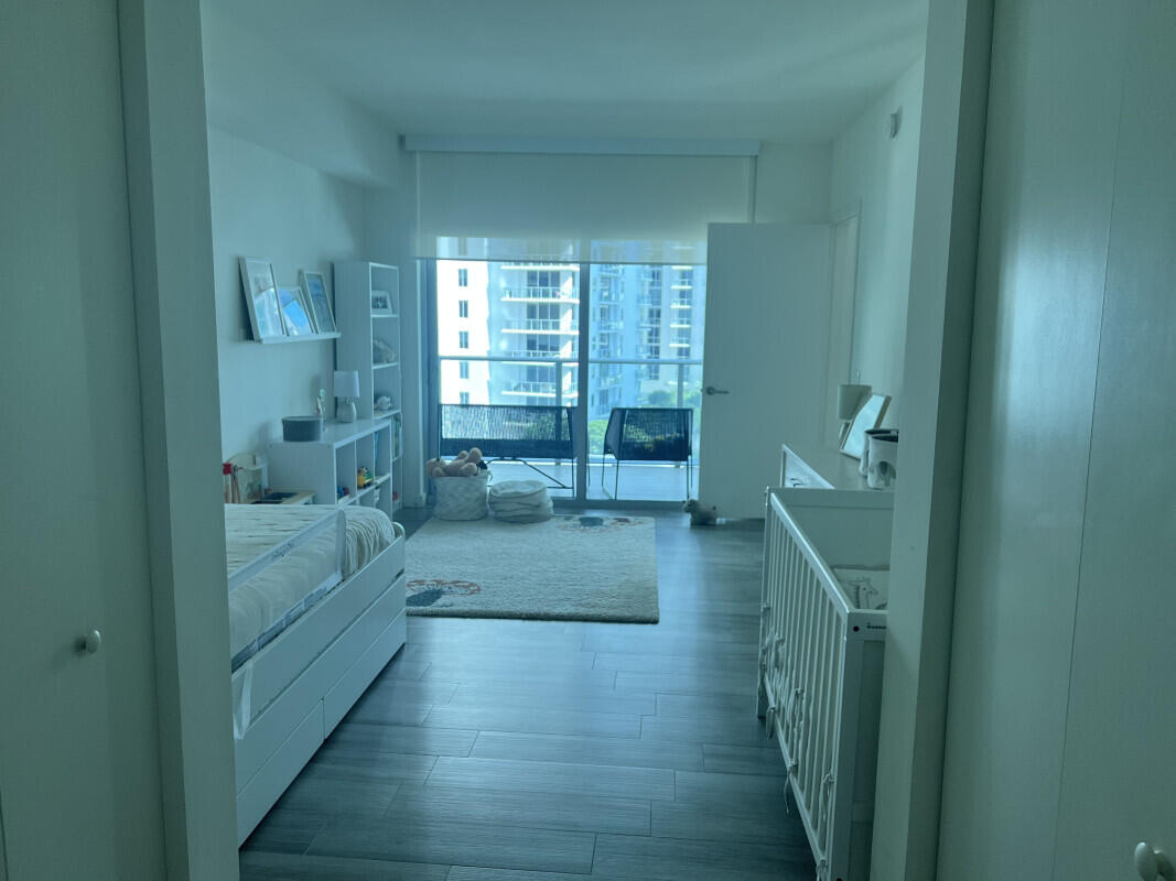 1100 MILLECENTO RESIDENCES CONDO - Residential Lease