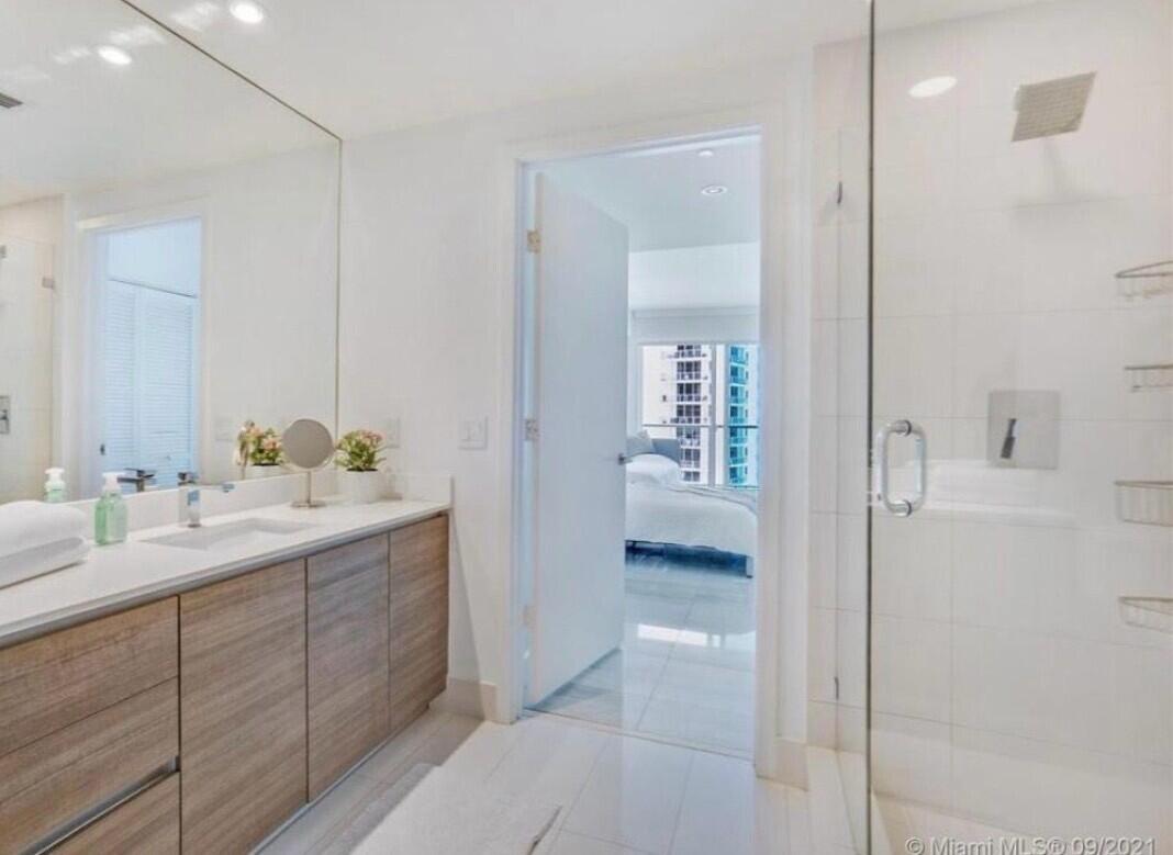 1100 MILLECENTO RESIDENCES CONDO - Residential Lease