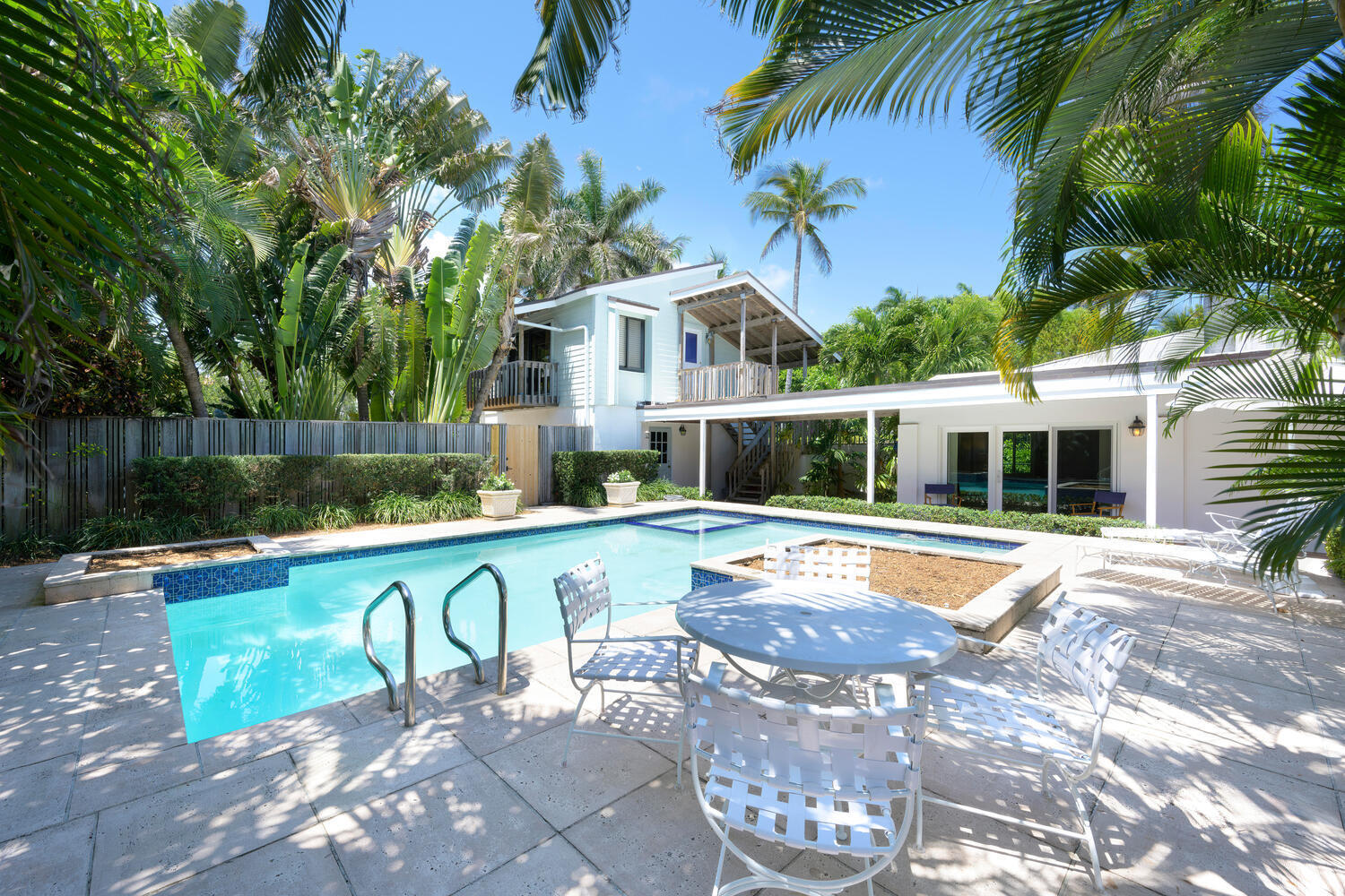 NORTH SHORE TERRACE 1 - Residential
