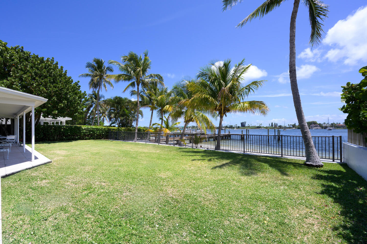 NORTH SHORE TERRACE 1 - Residential