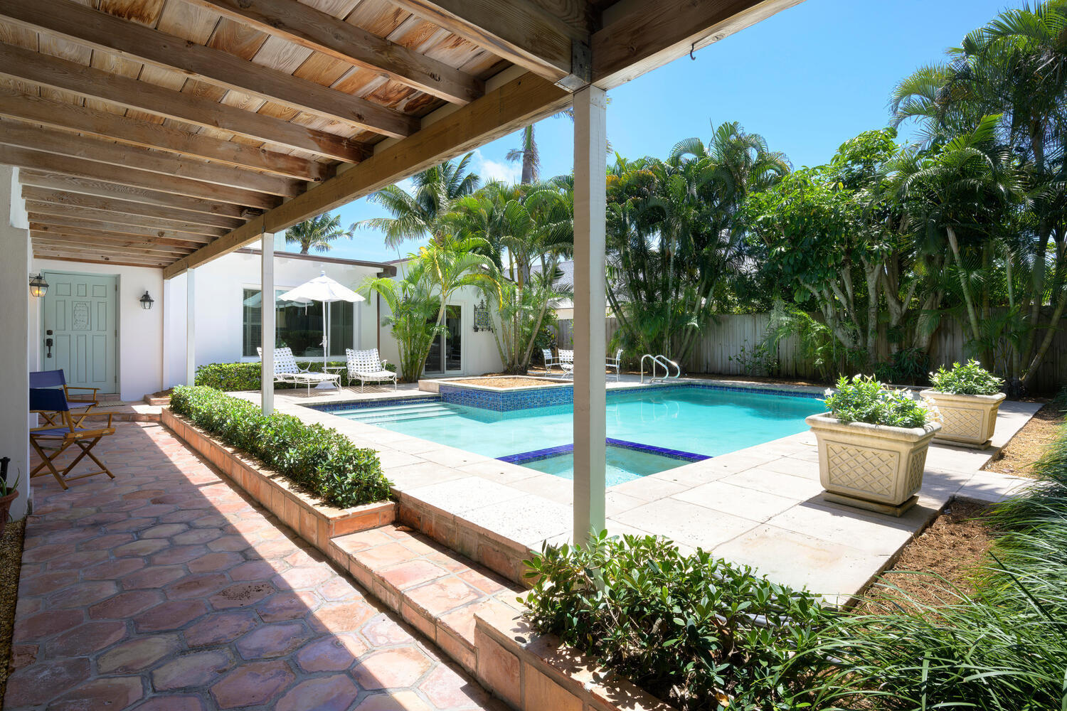 NORTH SHORE TERRACE 1 - Residential