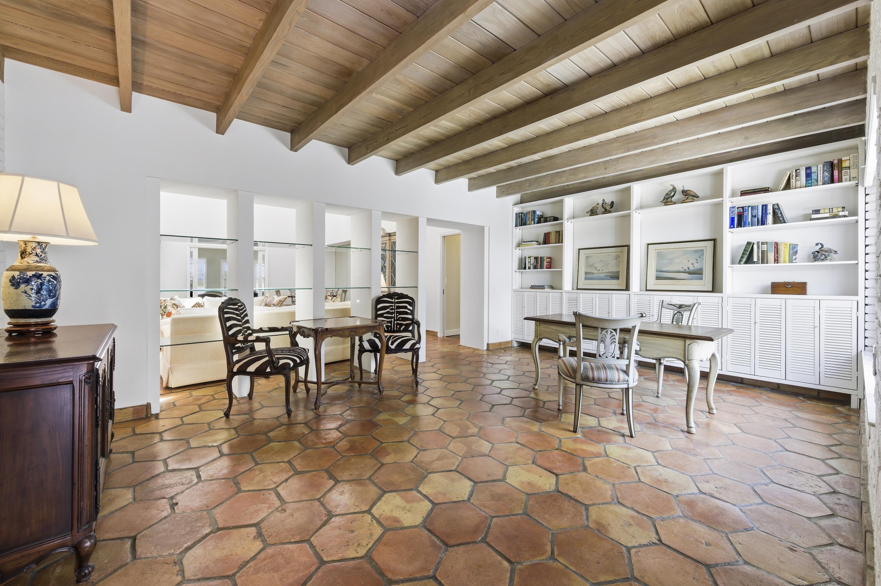 NORTH SHORE TERRACE 1 - Residential