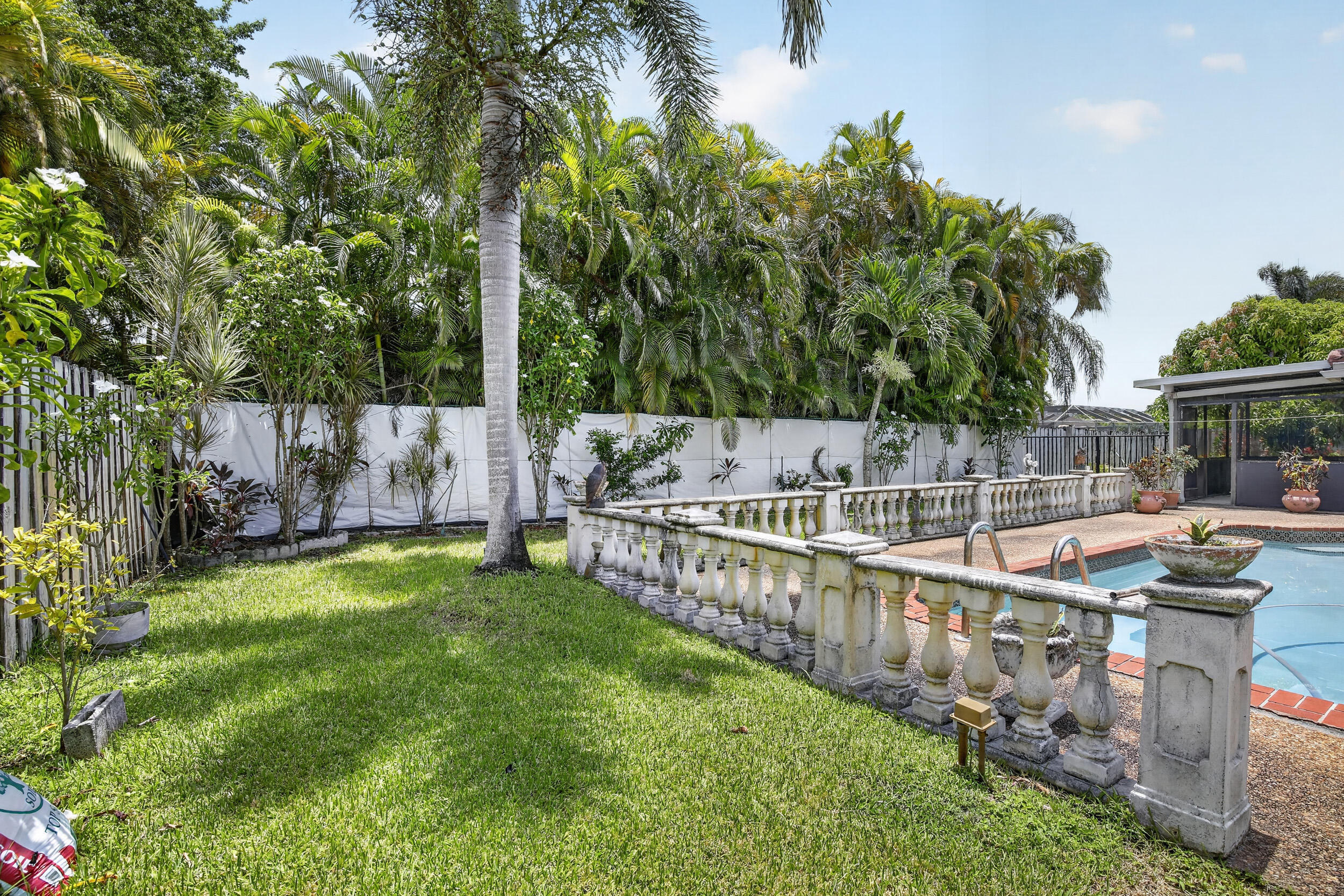 BONAVENTURE LAKES - Residential