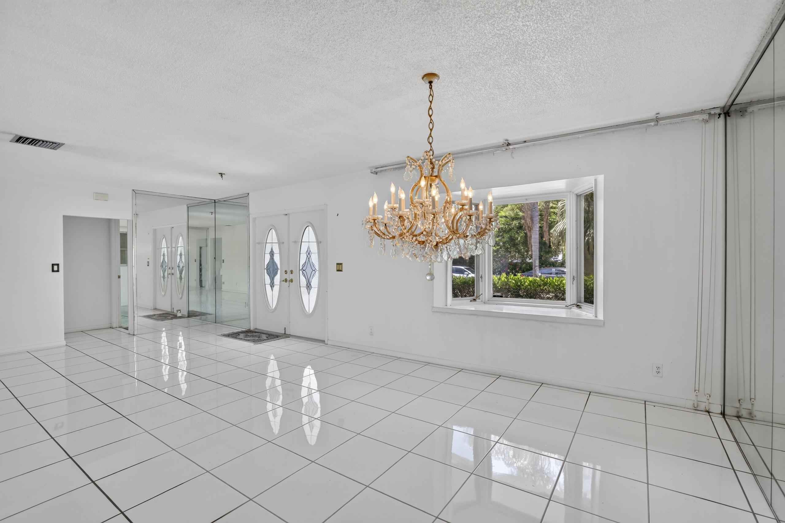 BONAVENTURE LAKES - Residential